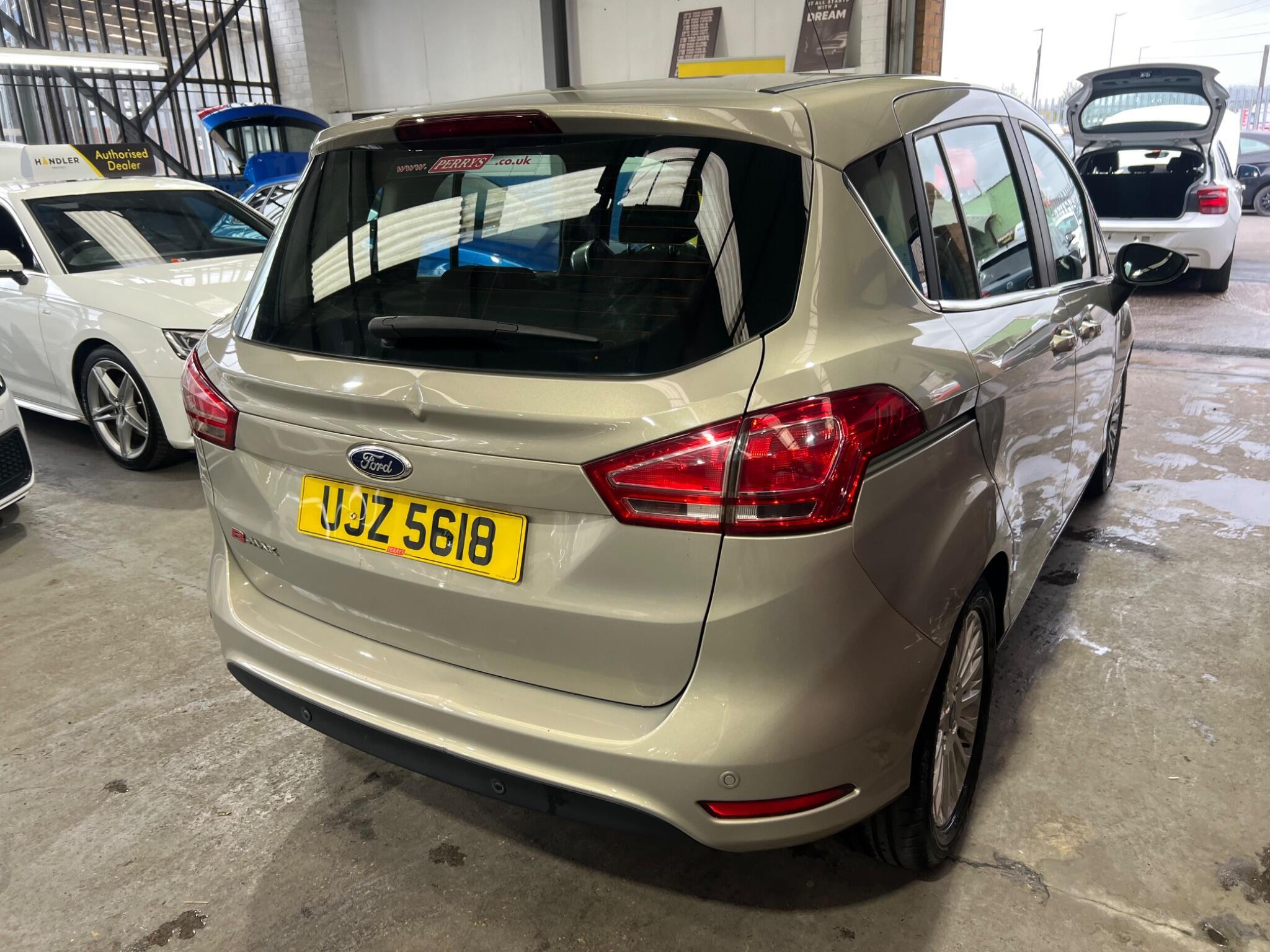 Ford B-Max - Image 8