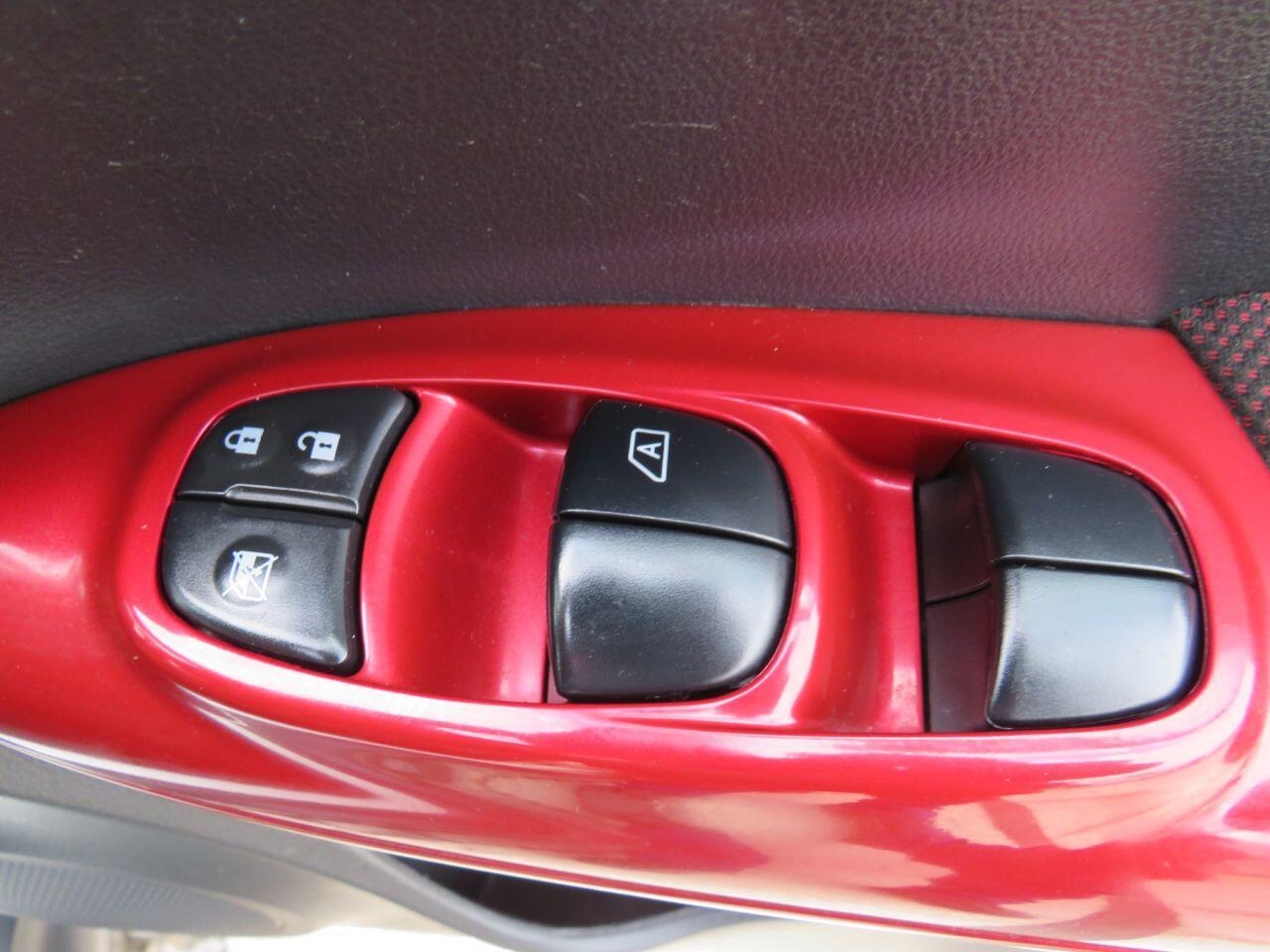 Nissan Juke - Image 20