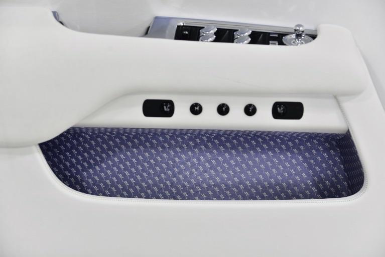 Rolls-Royce Dawn - Image 55