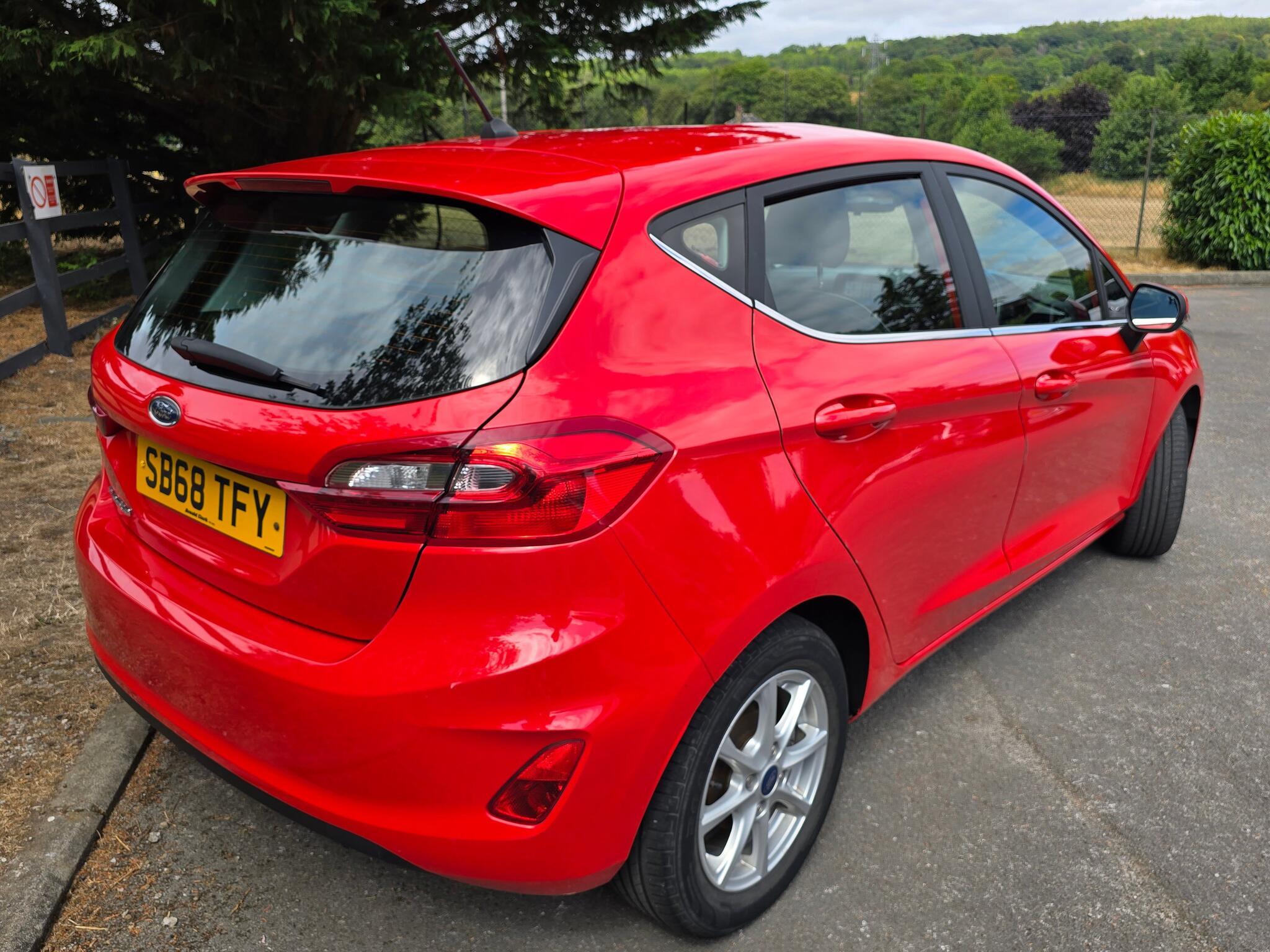 Ford Fiesta - Image 14