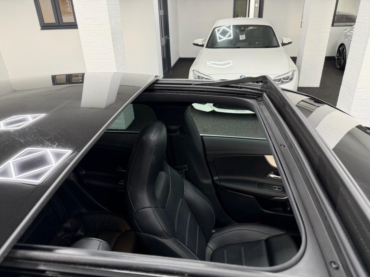 Mercedes CLA - Image 18