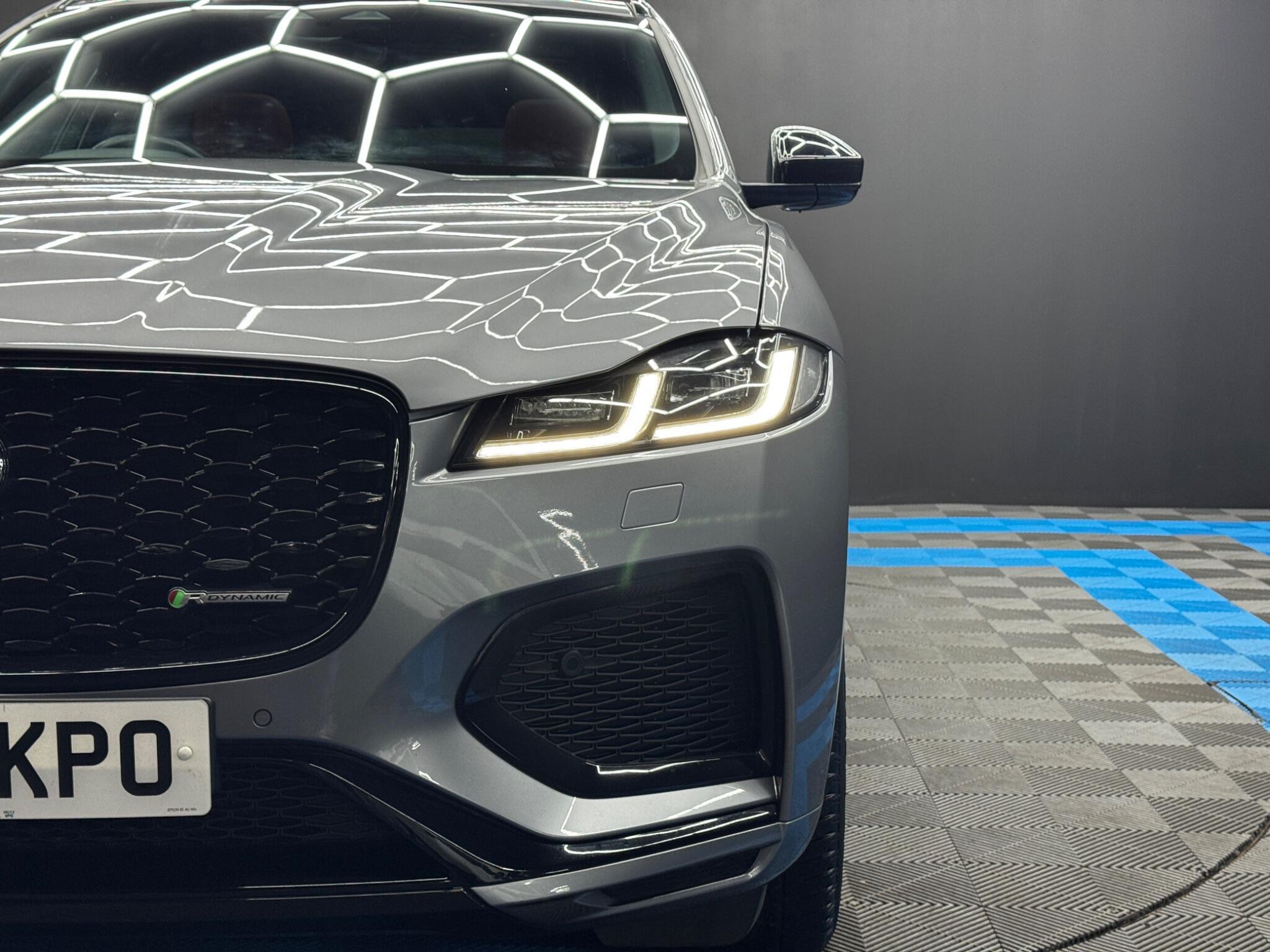 Jaguar F-Pace - Image 48