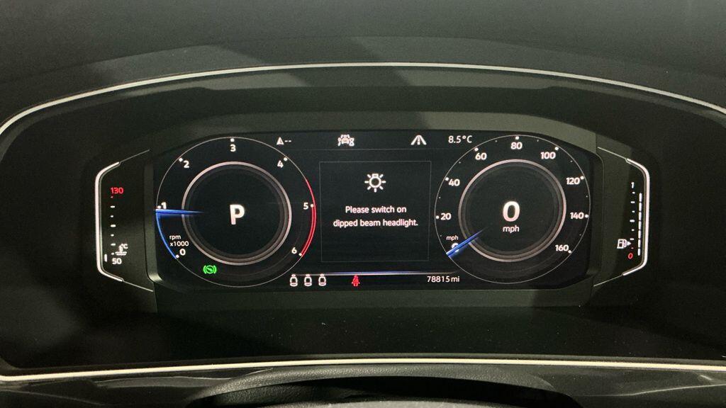 Volkswagen Tiguan - Image 4