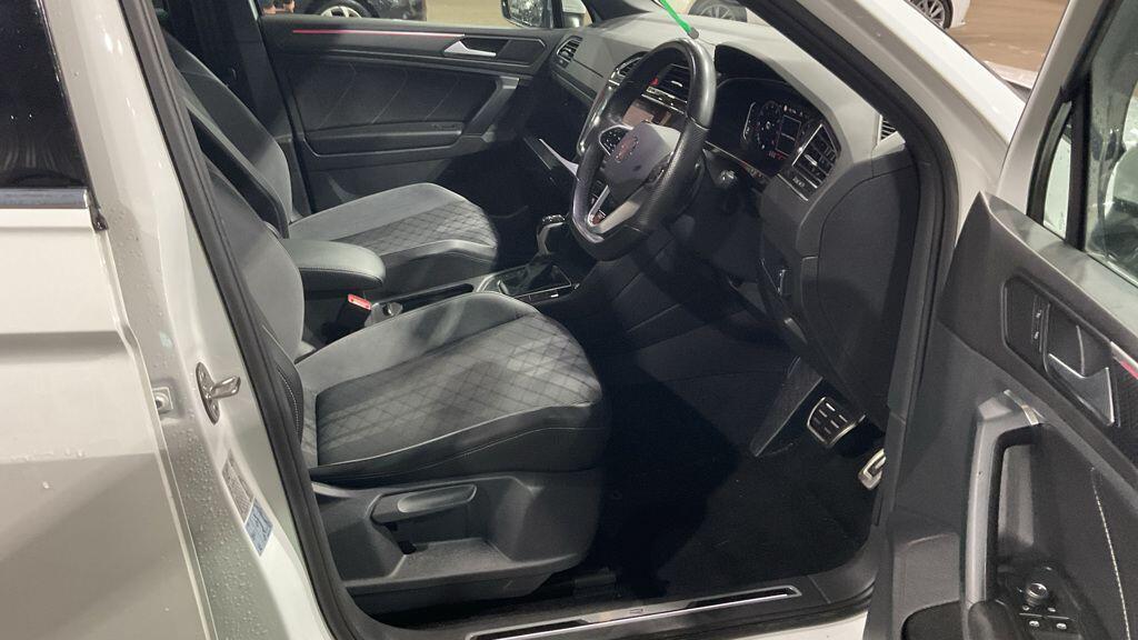 Volkswagen Tiguan - Image 4