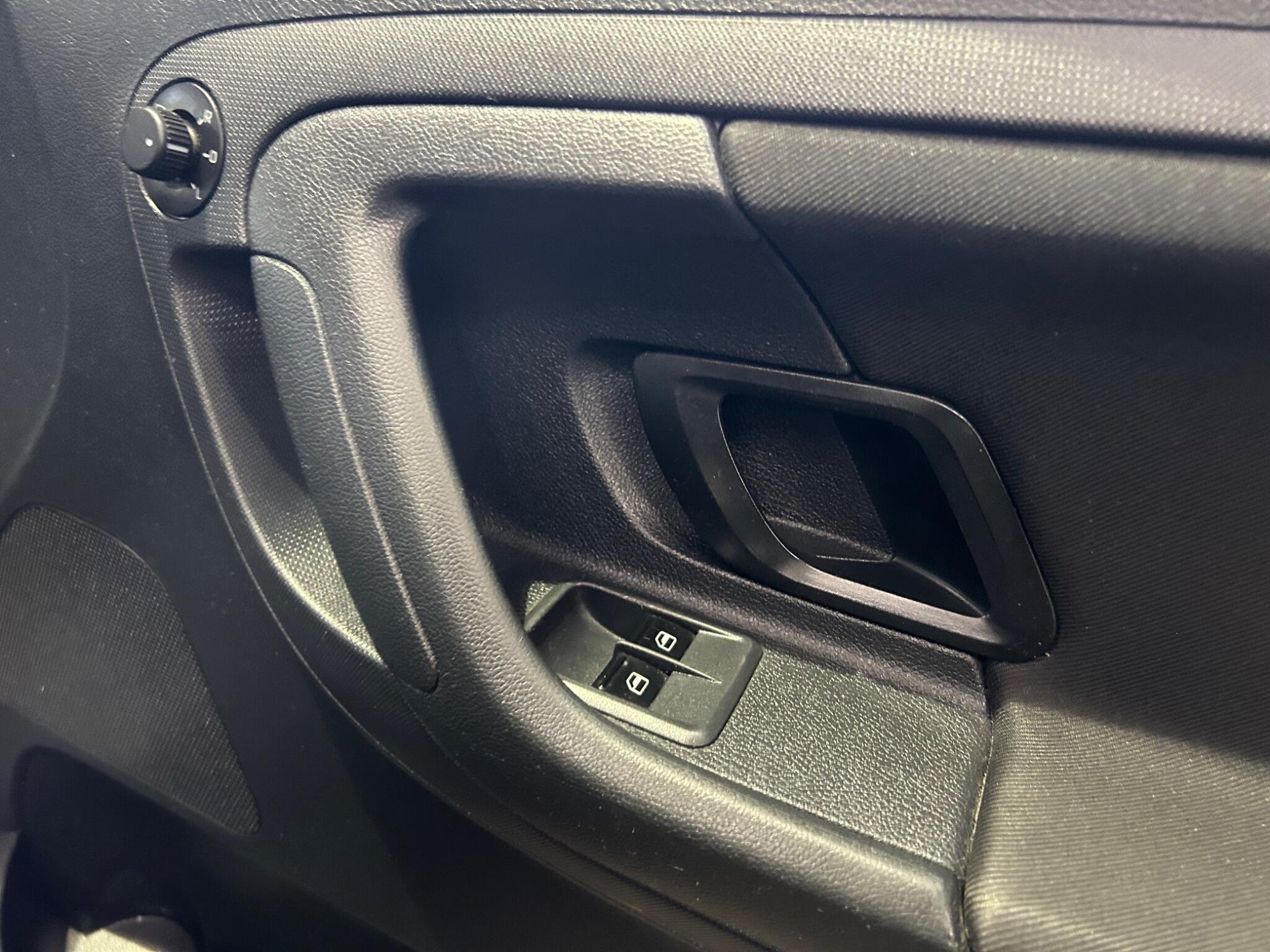 Skoda Roomster - Image 14