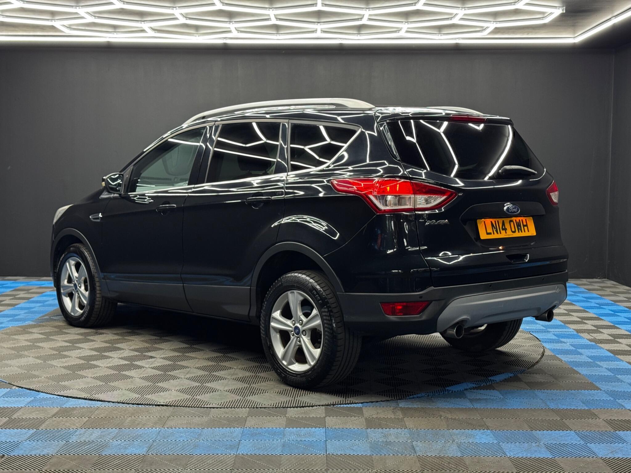 Ford Kuga - Image 7