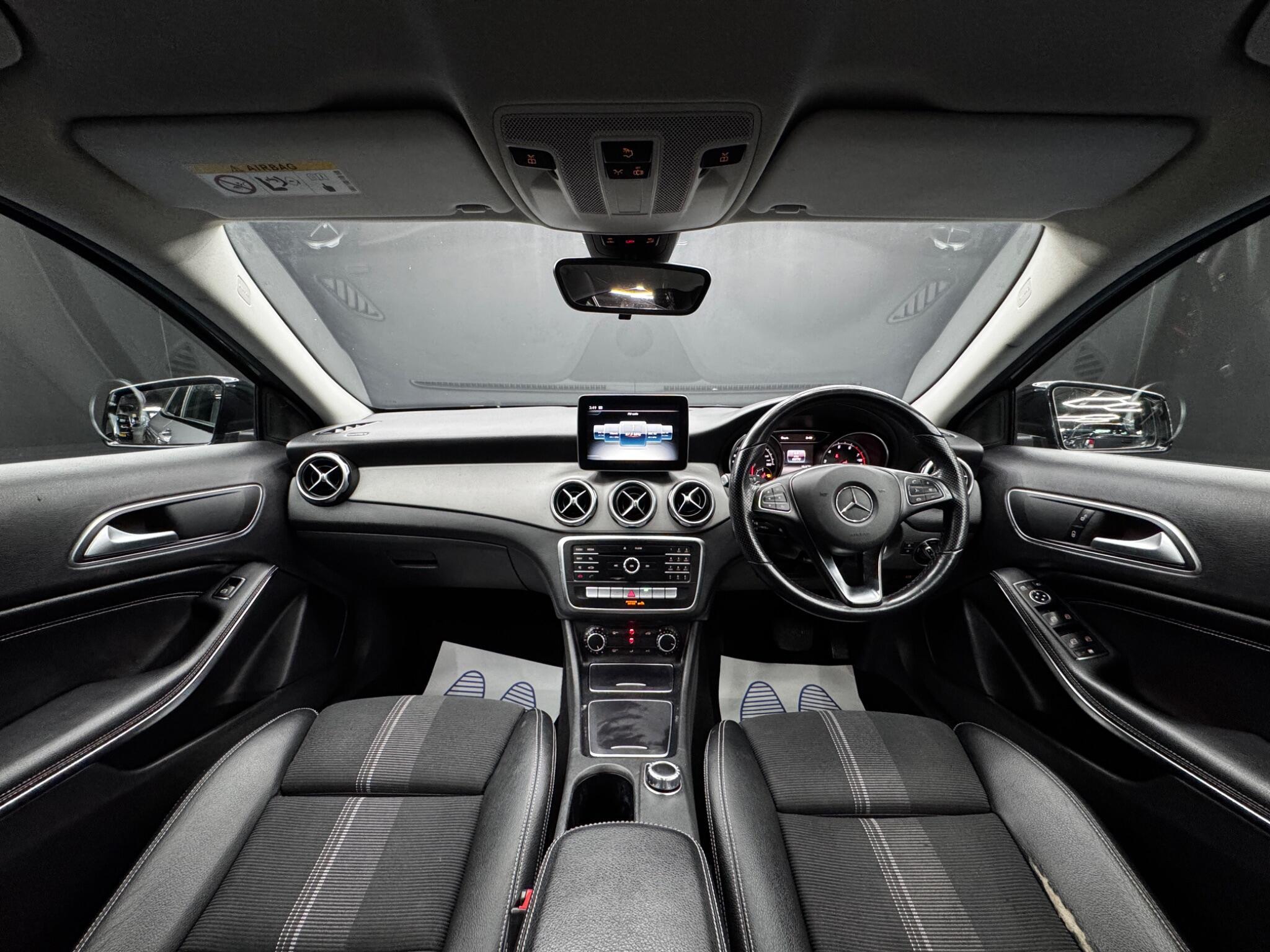 Mercedes GLA - Image 17