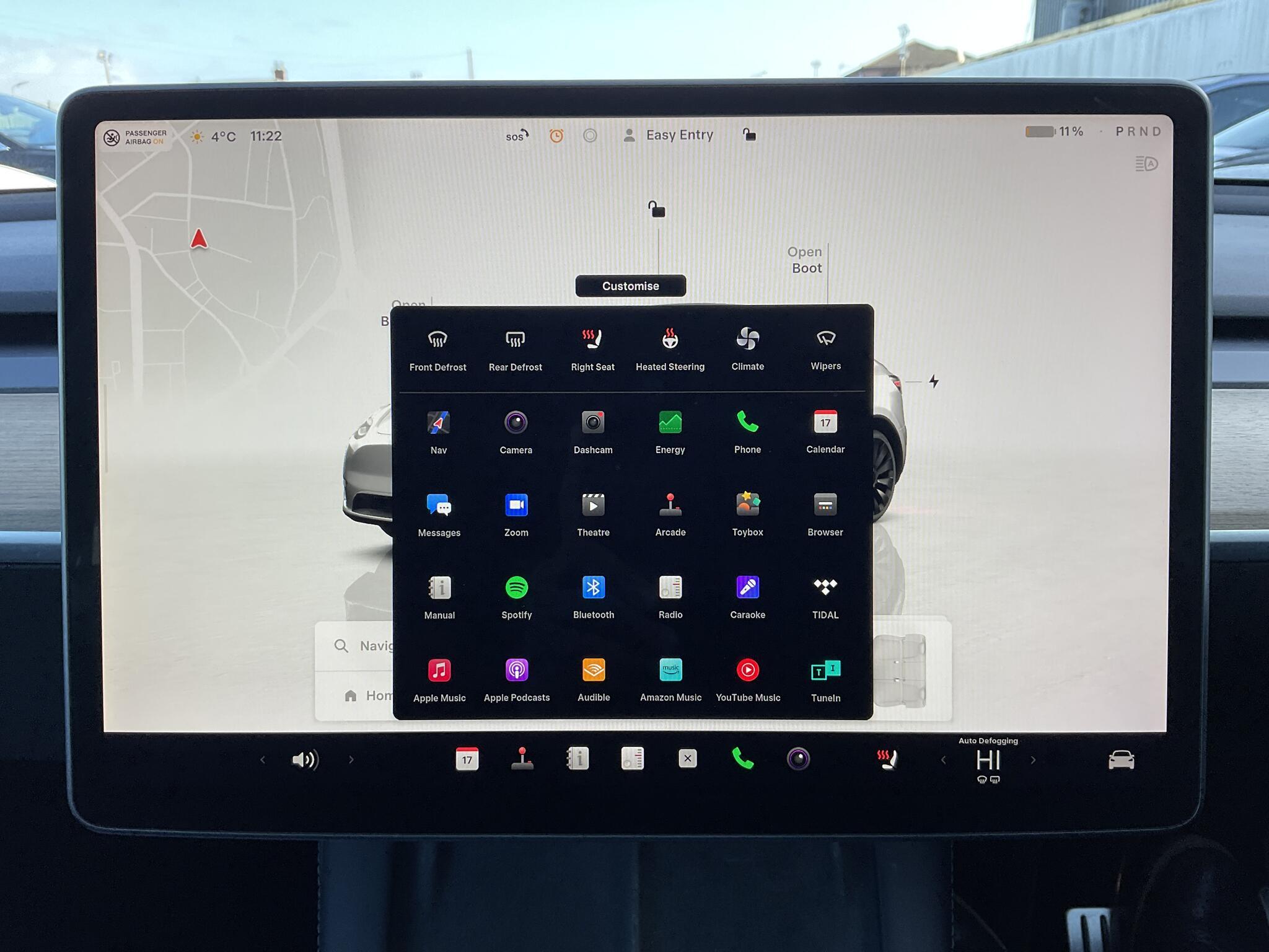Tesla Model Y - Image 31