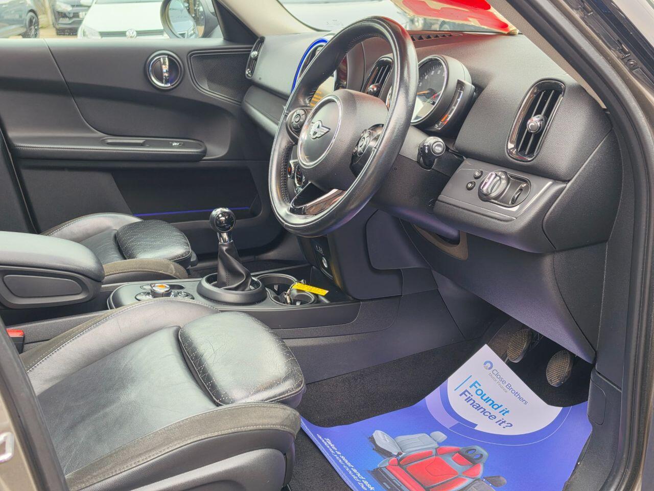 MINI Countryman - Image 15