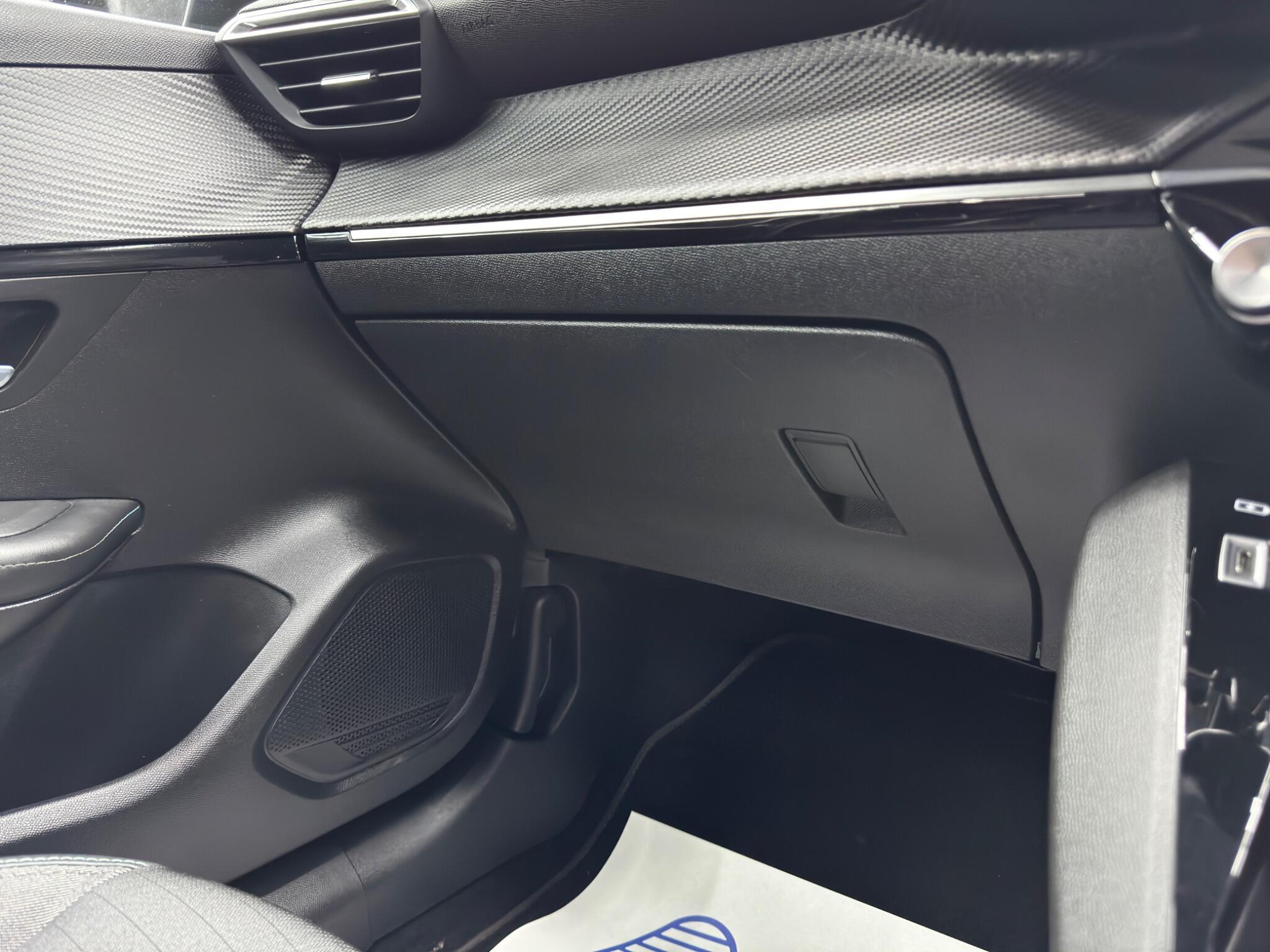 Peugeot 208 - Image 34