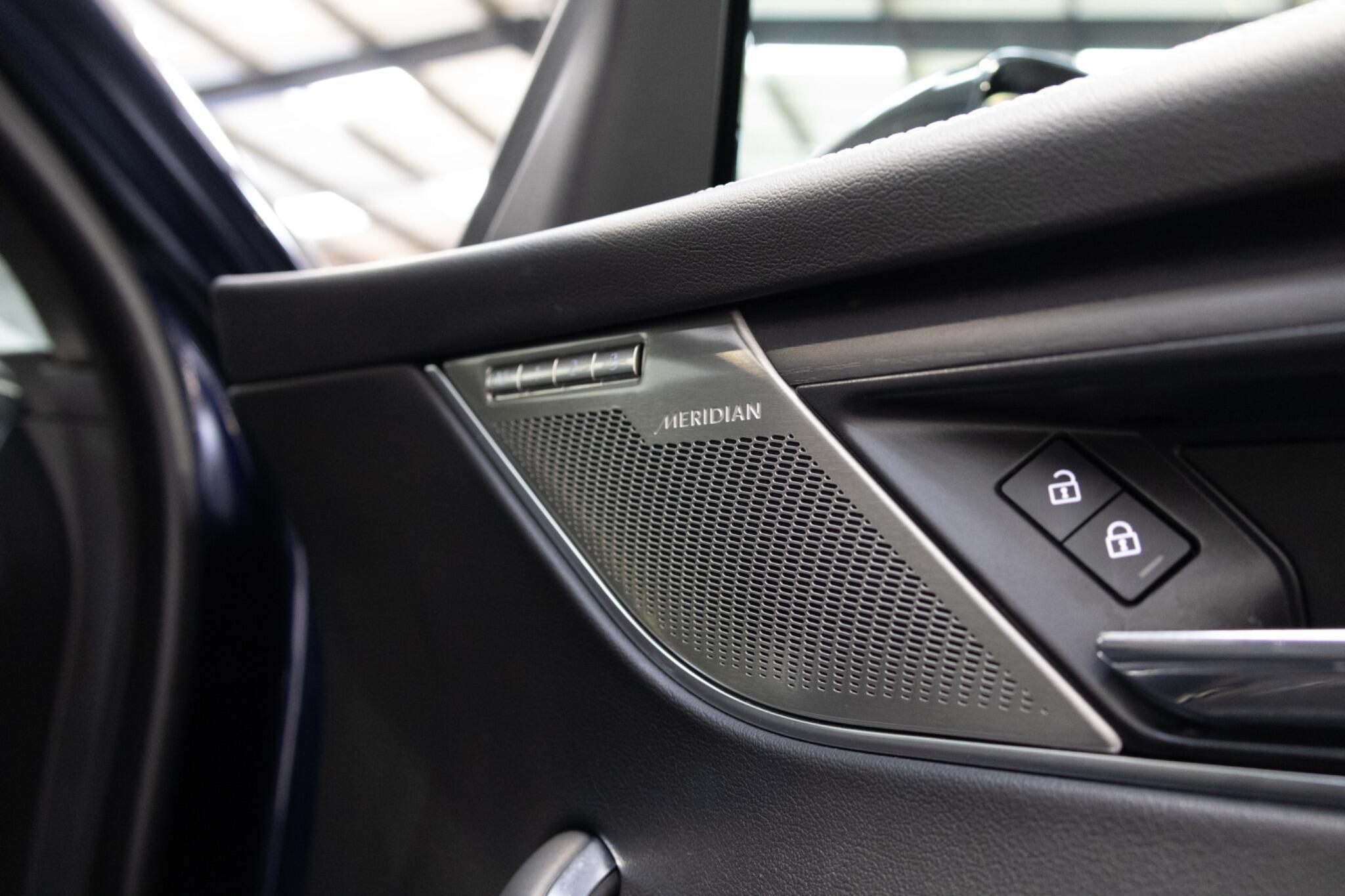 Jaguar F-Pace - Image 36