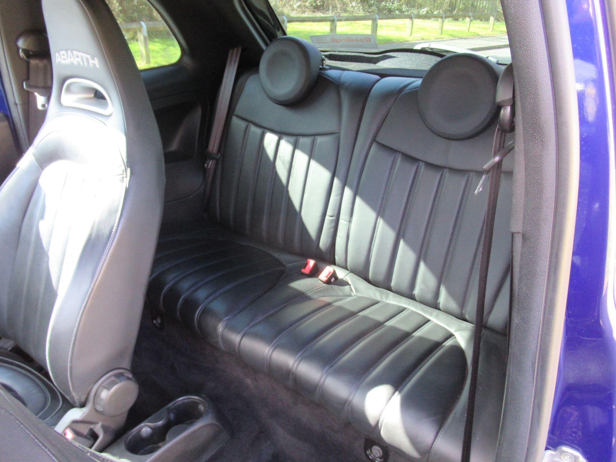 Abarth 595 - Image 18