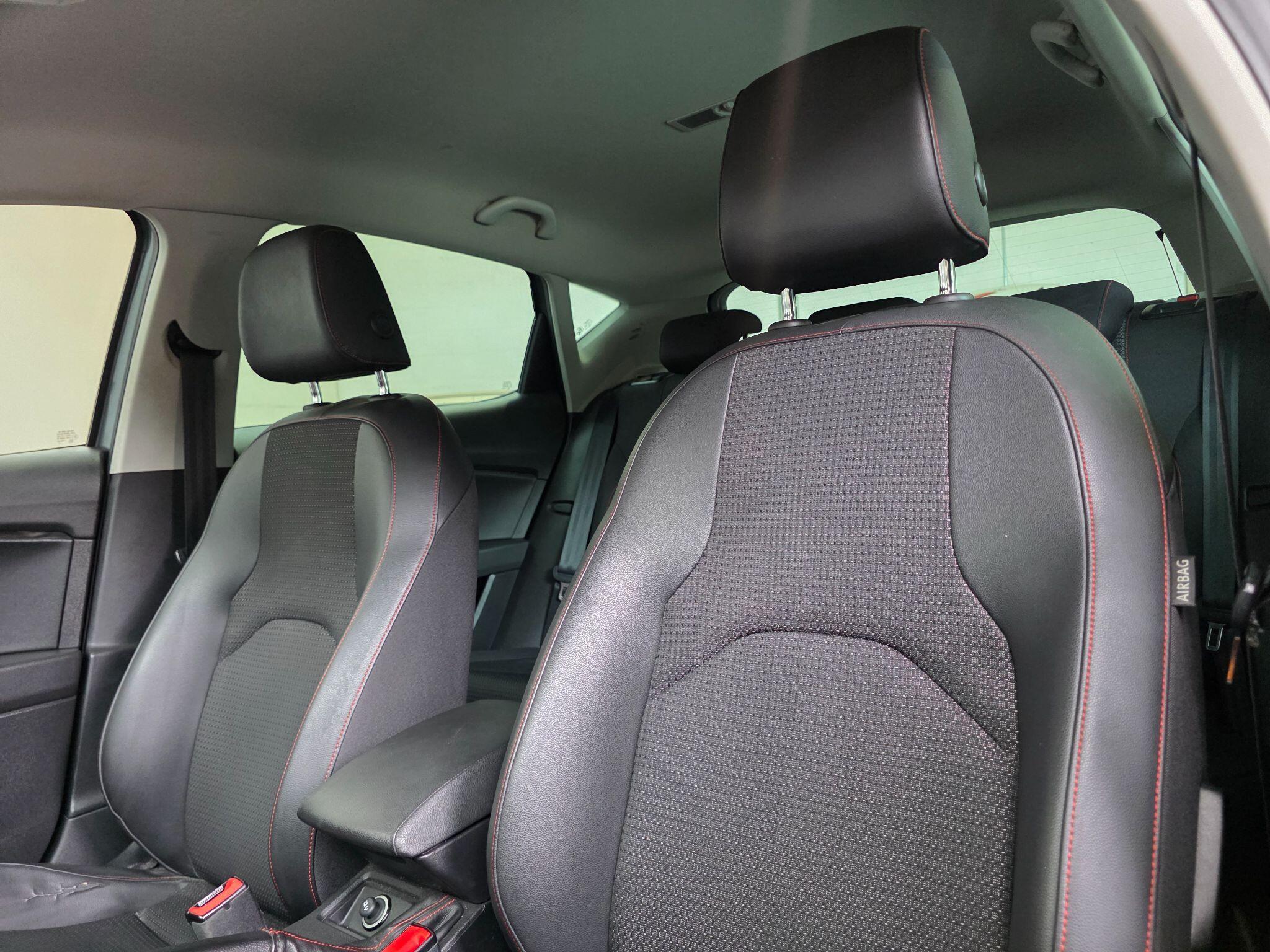 SEAT Leon - Image 23