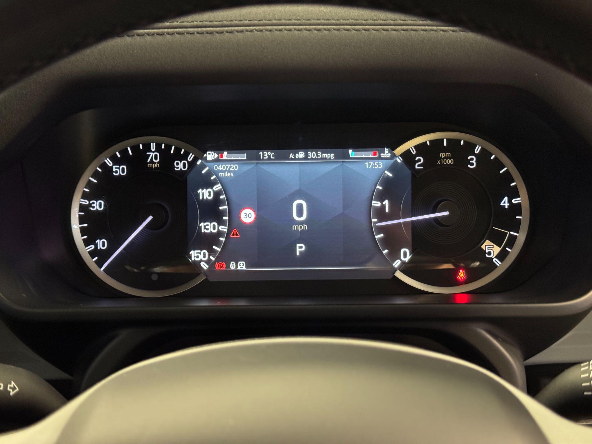 Land Rover Defender 110 - Image 13