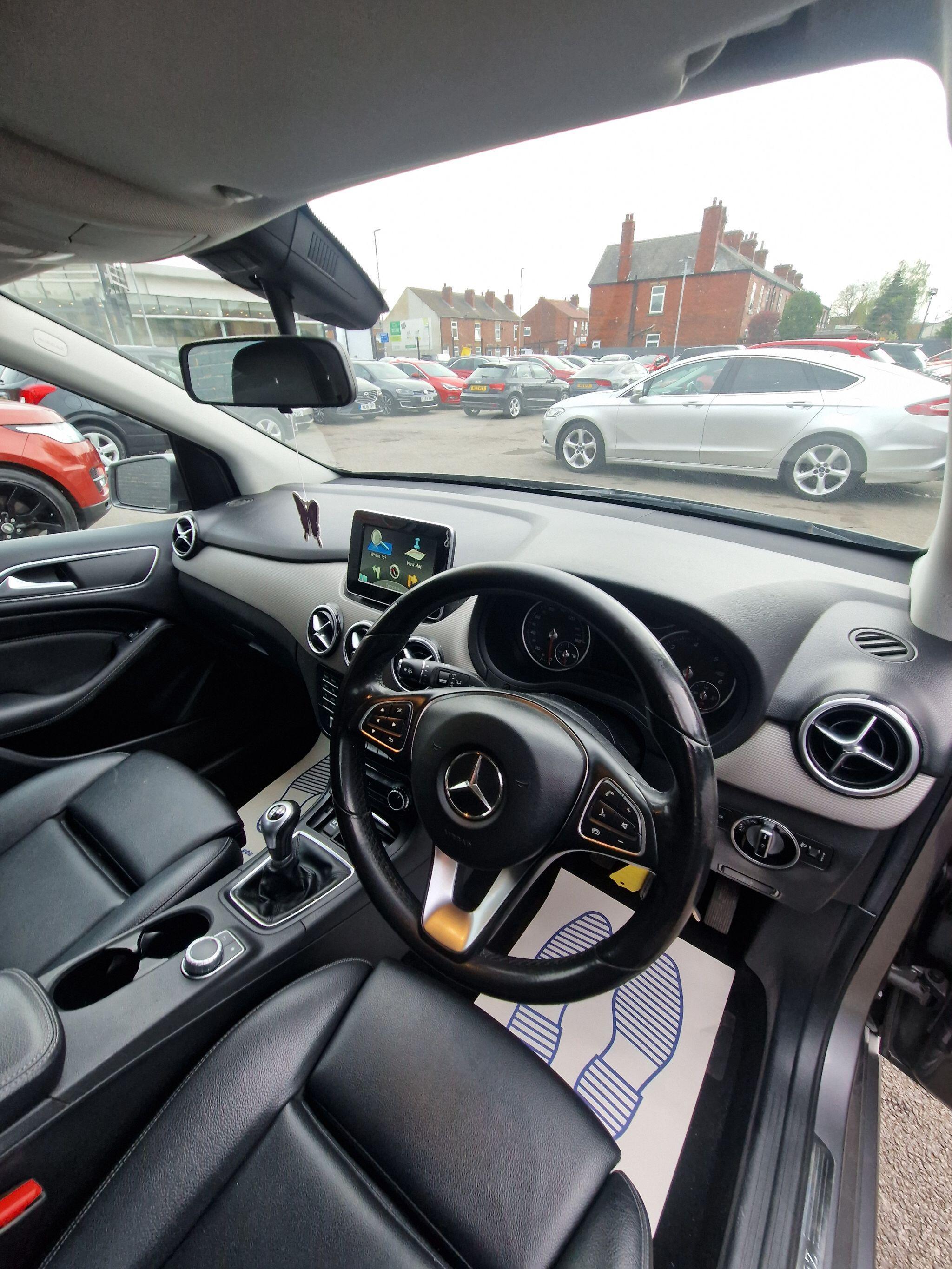 Mercedes B Class - Image 25