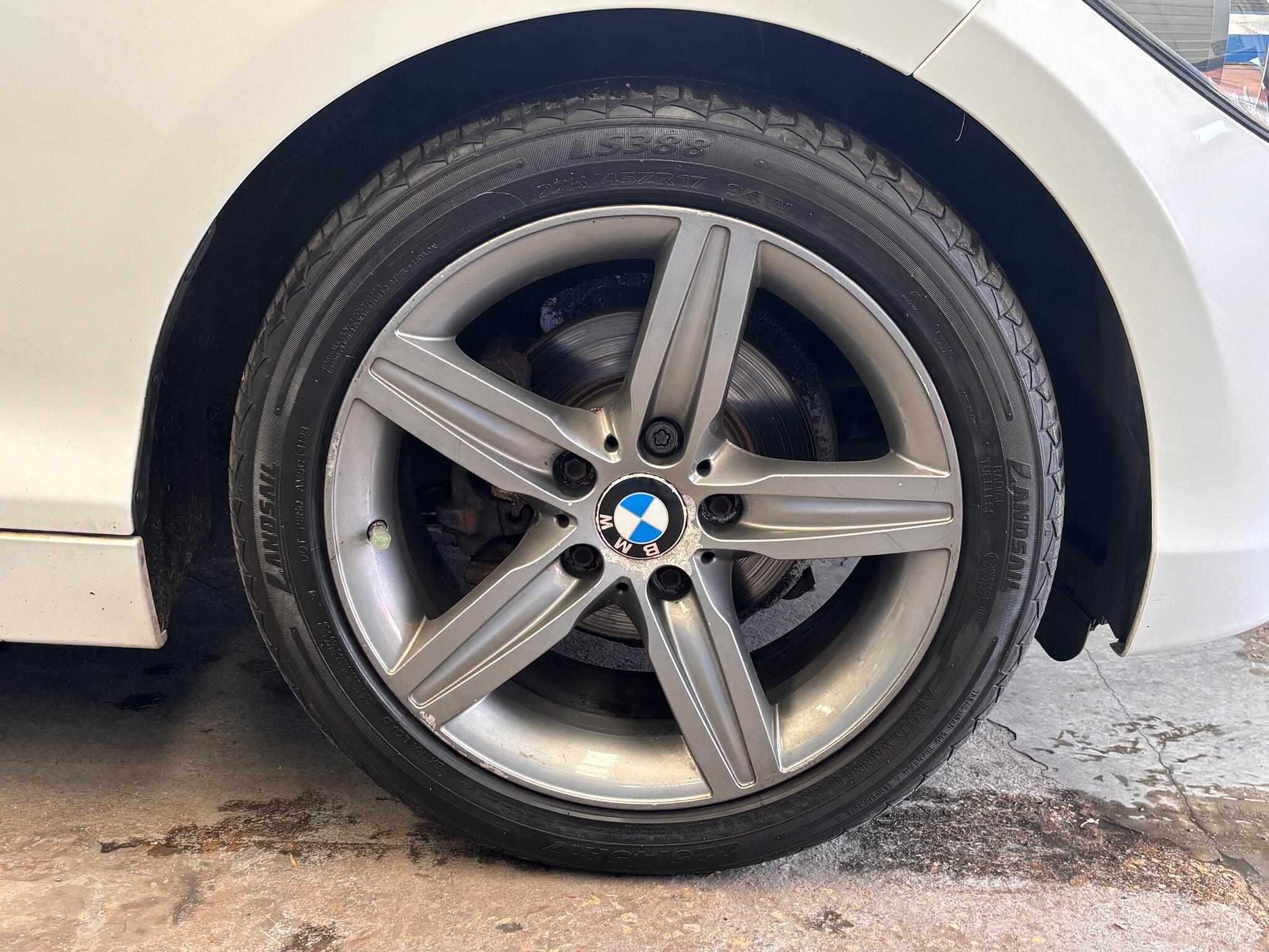 BMW 1 Series - Image 12