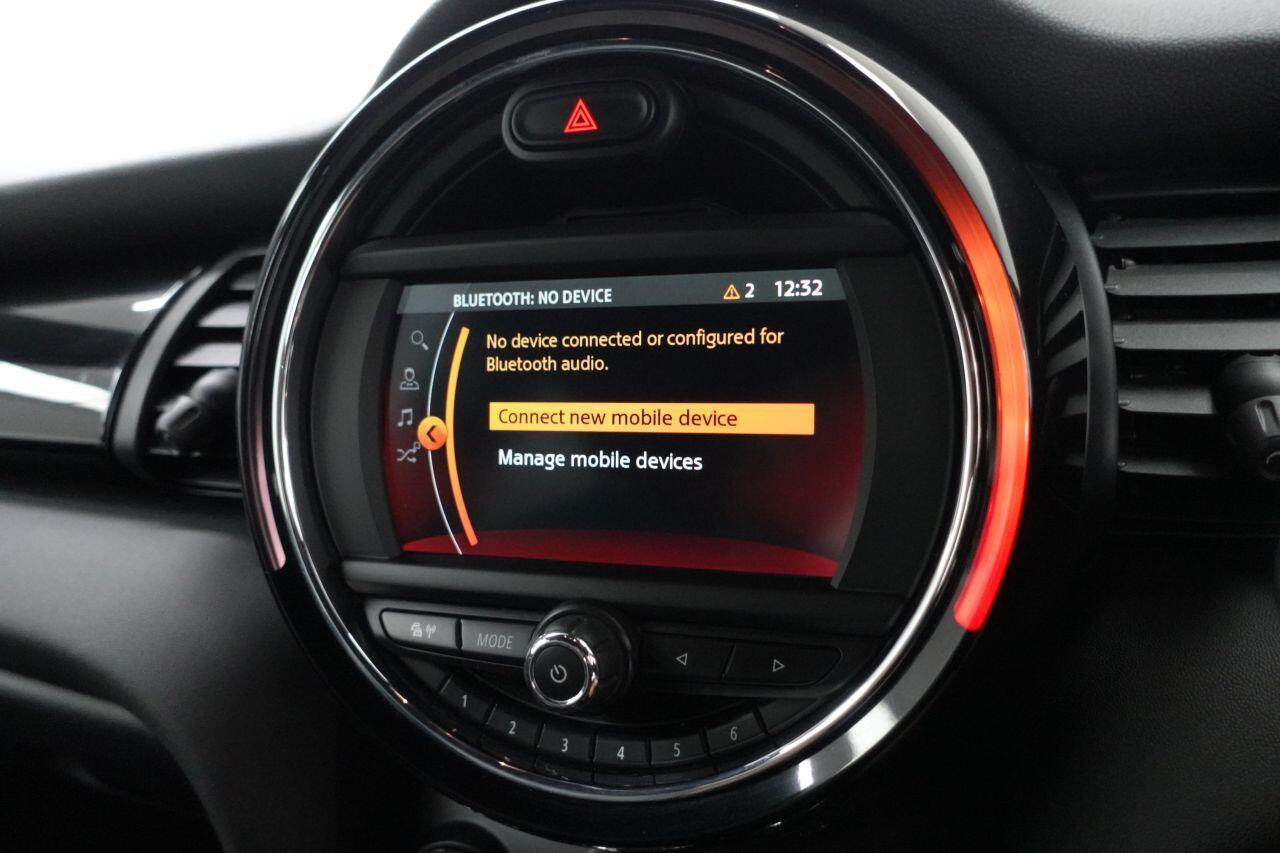 MINI Hatch - Image 20