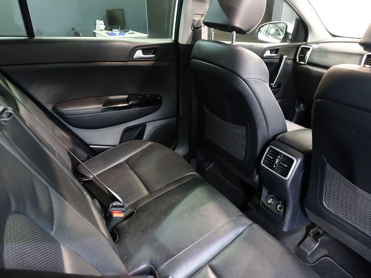 Kia Sportage - Image 17
