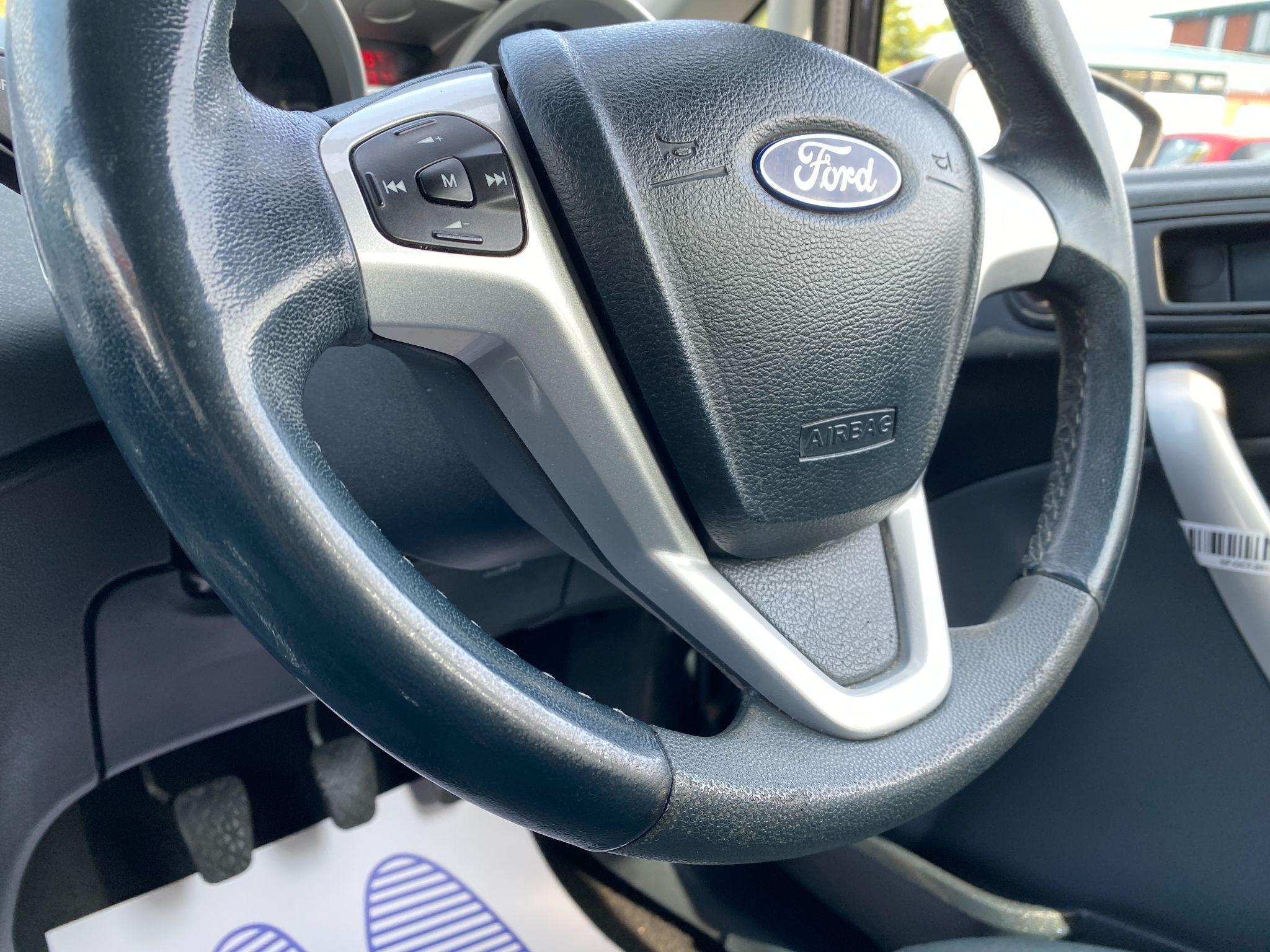 Ford Fiesta - Image 34