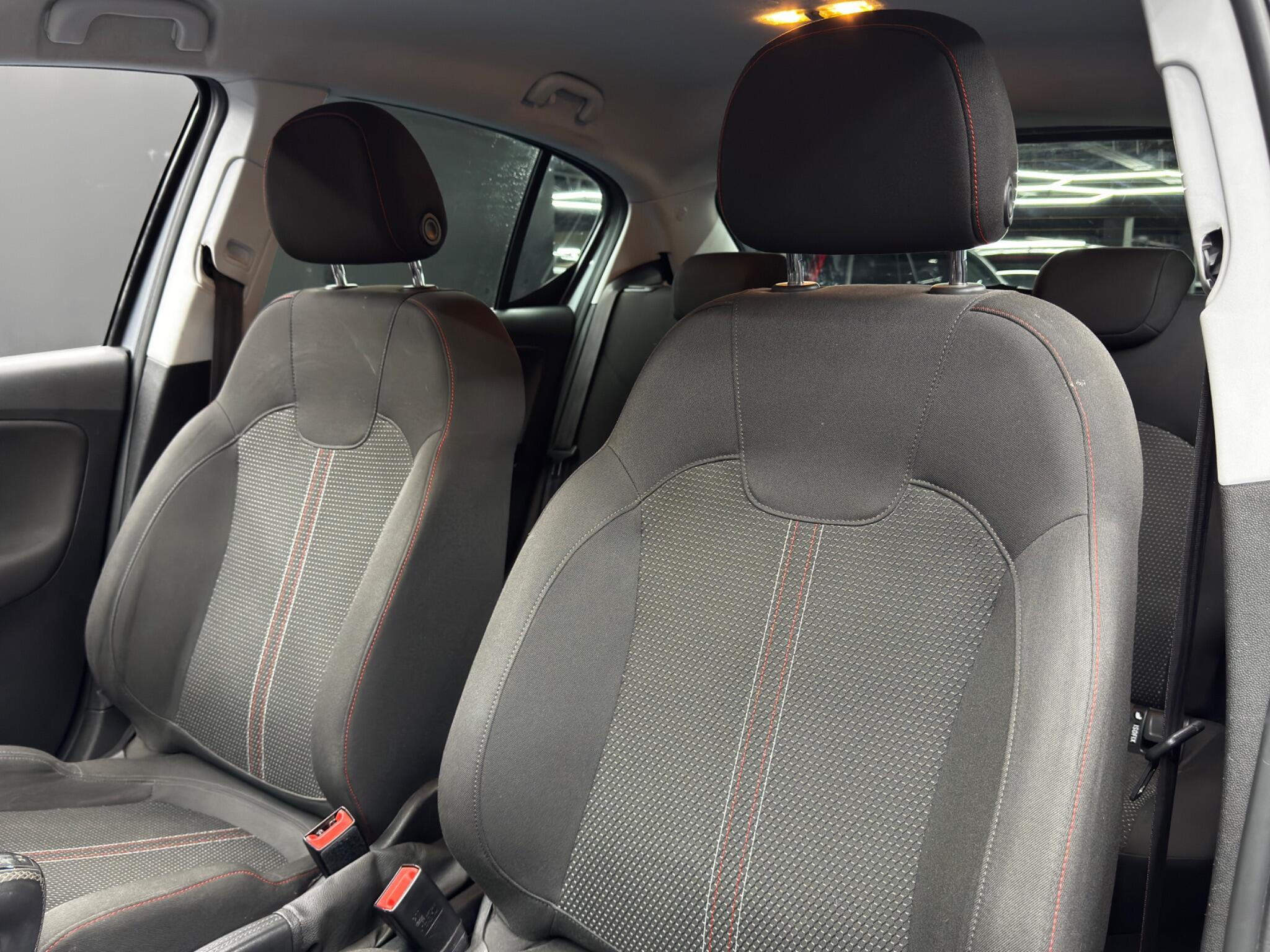 Vauxhall Corsa - Image 13