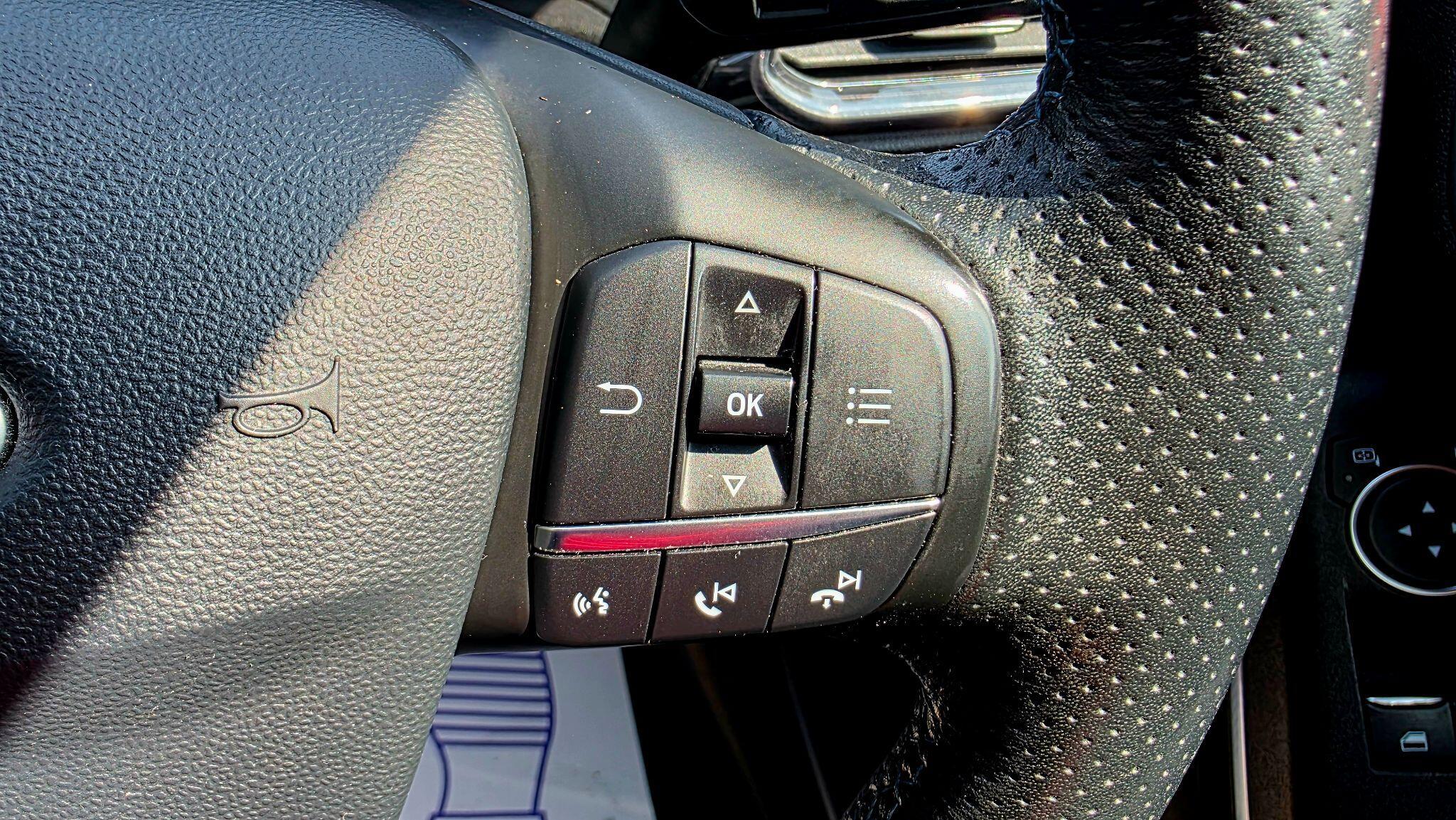 Ford Fiesta - Image 25