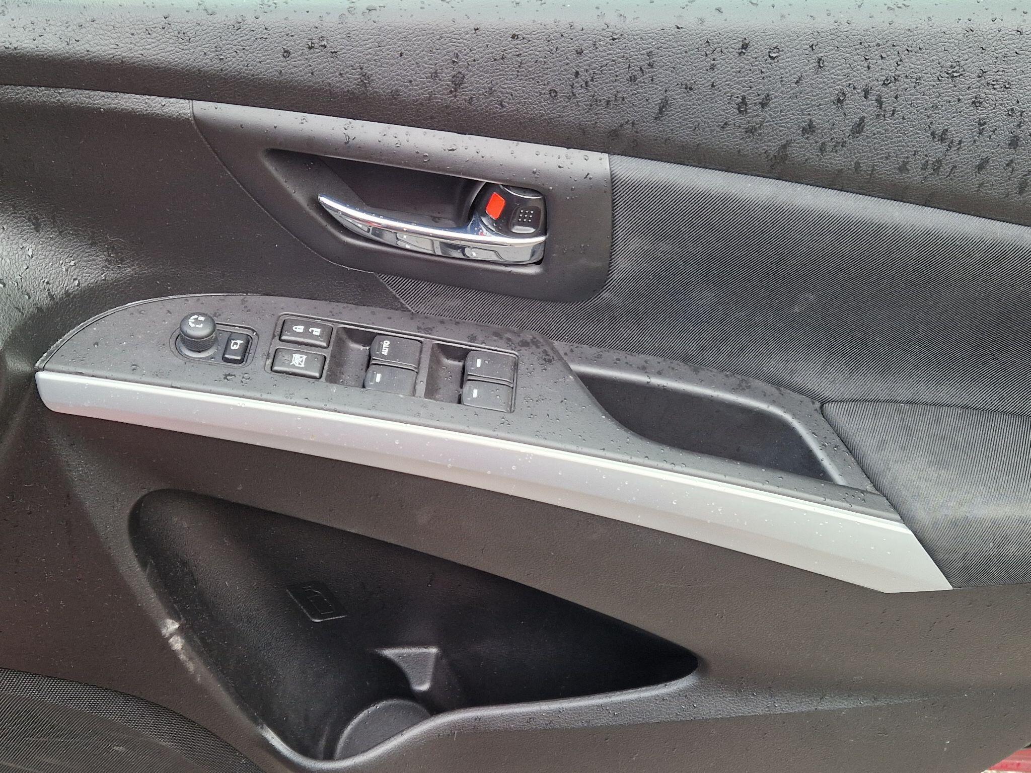 Suzuki SX4 S-Cross - Image 30