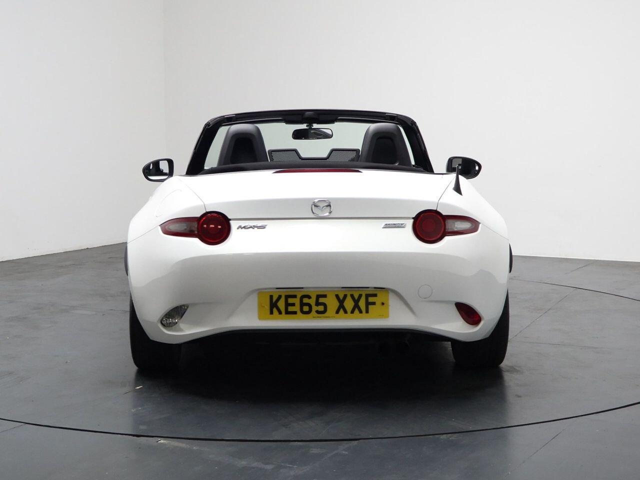Mazda MX-5 - Image 11