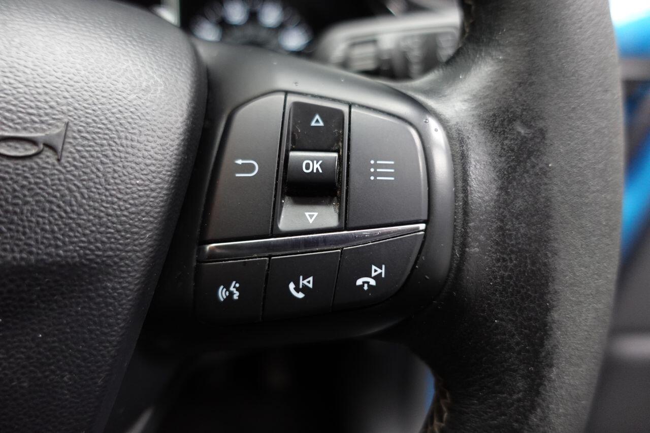 Ford Fiesta - Image 30