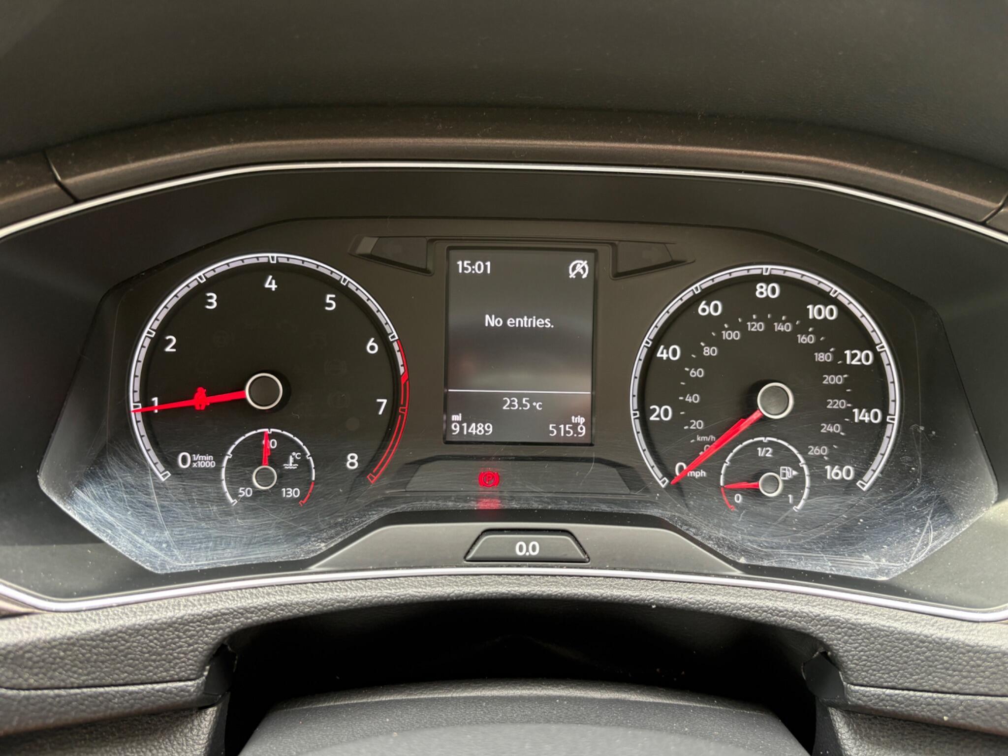 Volkswagen T-Roc - Image 20