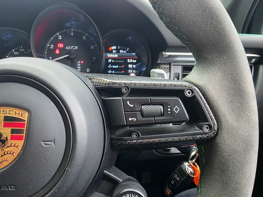 Porsche Macan - Image 42