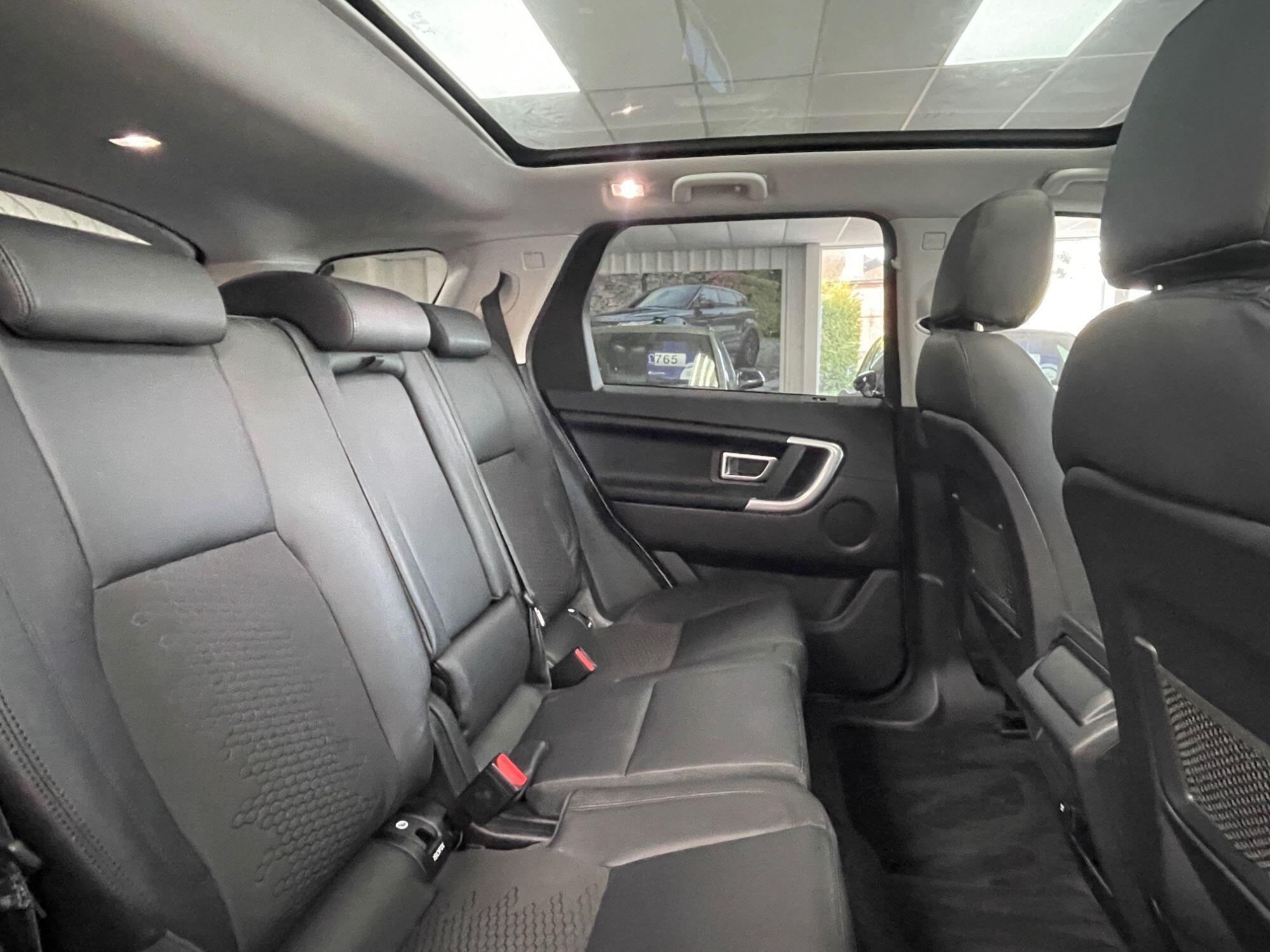 Land Rover DISCOVERY SPORT - Image 28