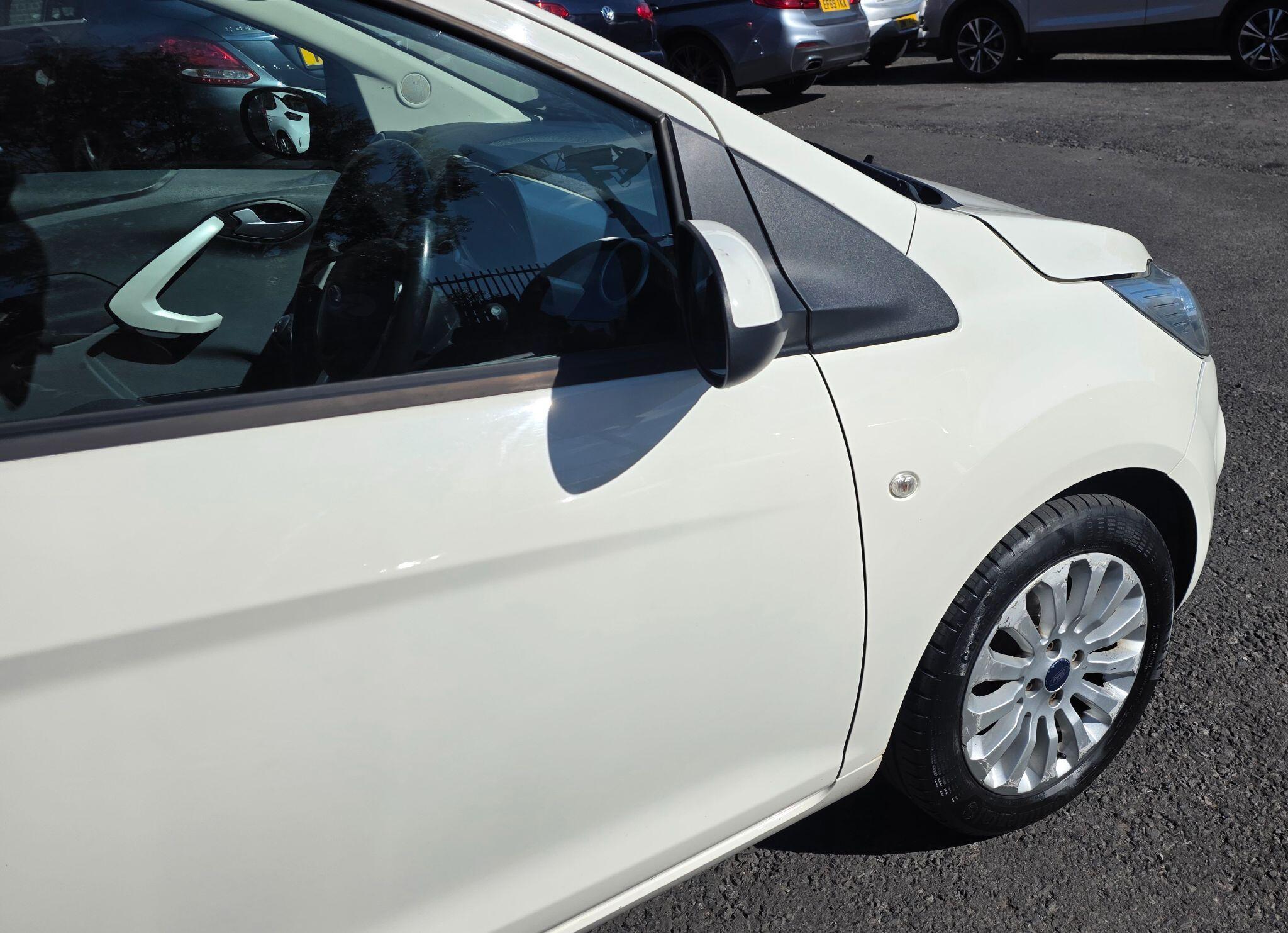 Ford KA - Image 10