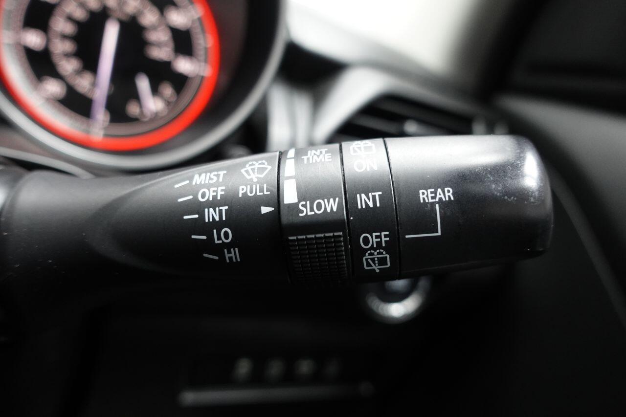 Suzuki Swift - Image 35