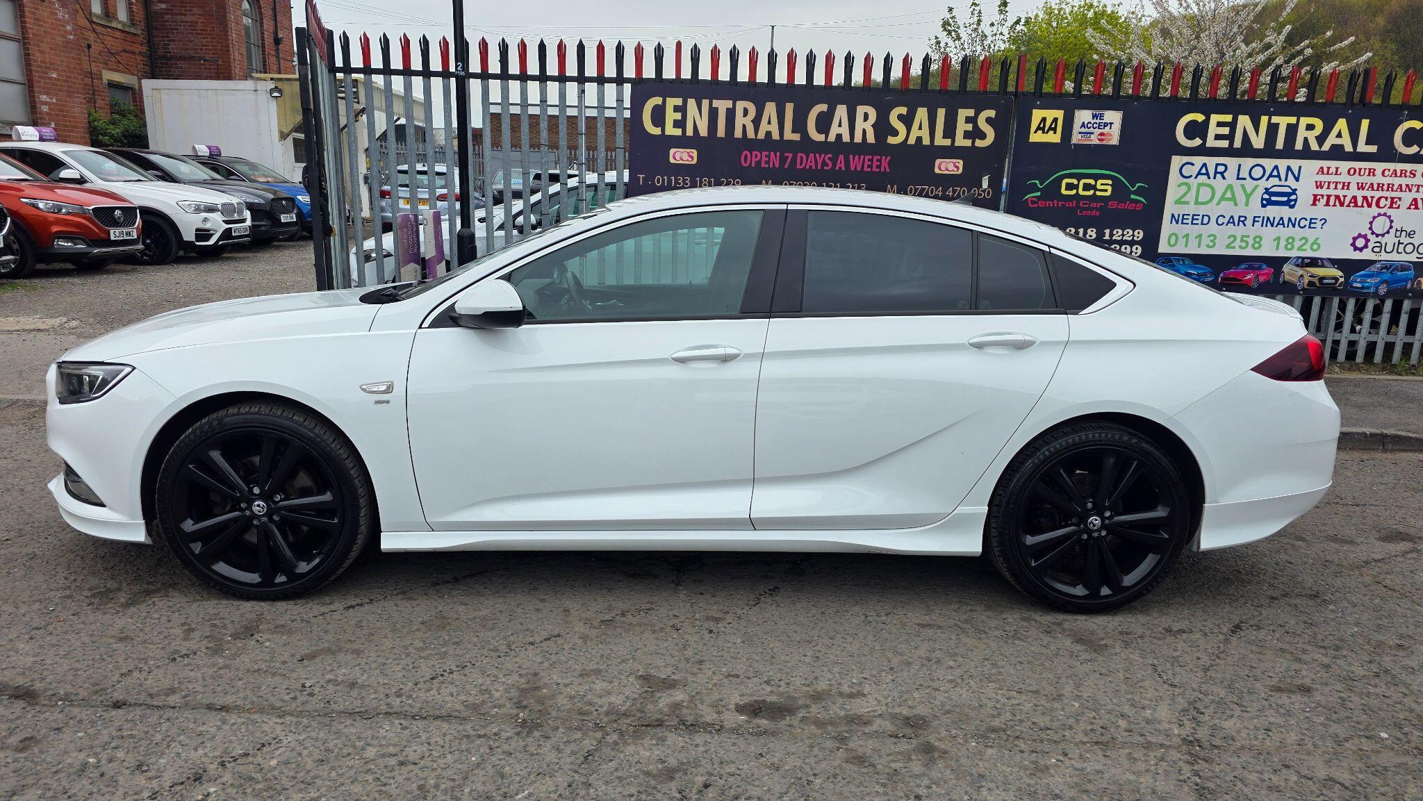 Vauxhall Insignia - Image 15