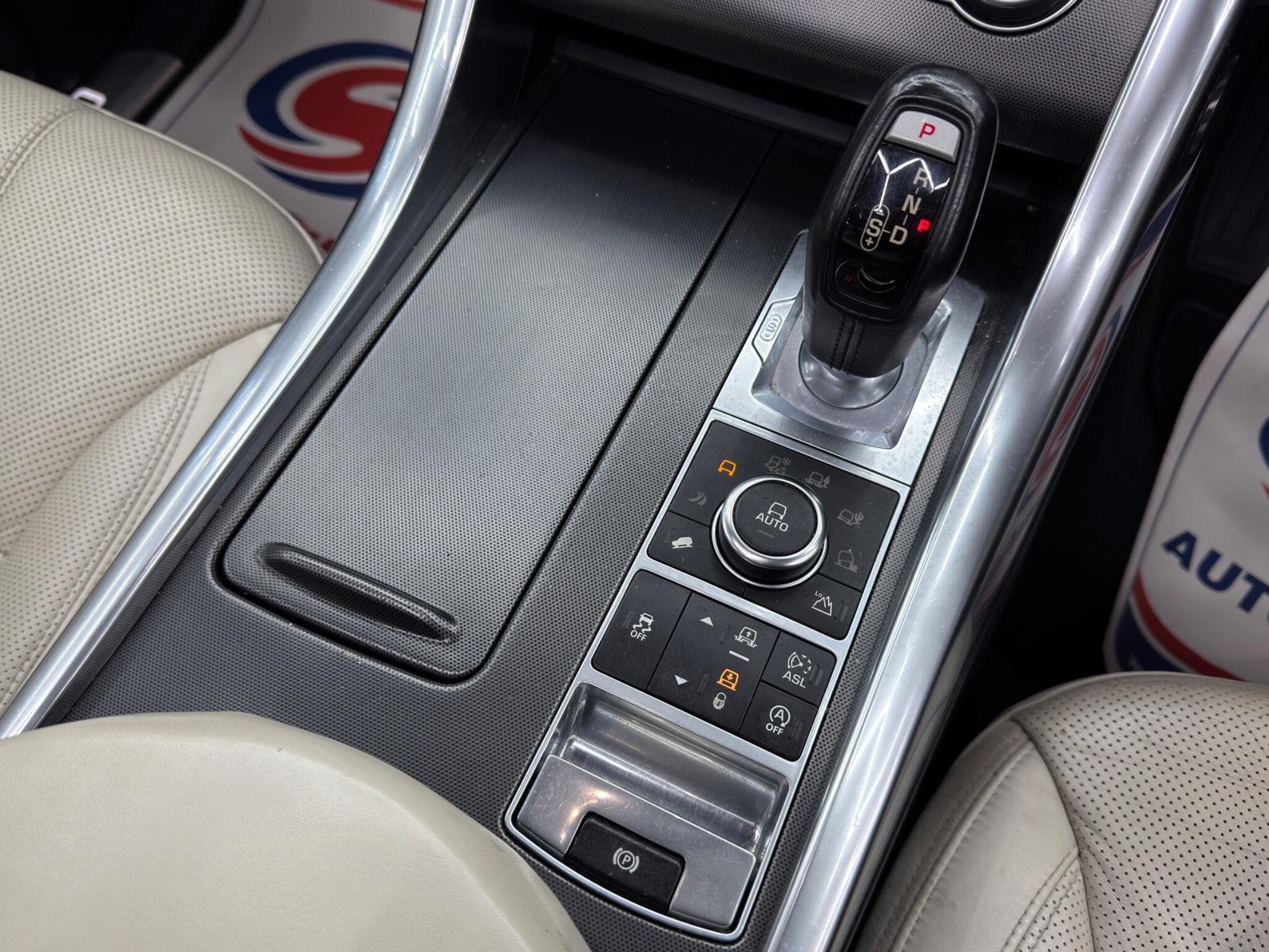 Land Rover RANGE ROVER SPORT - Image 24