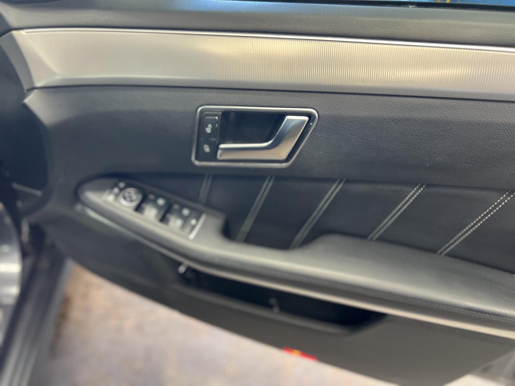 Mercedes E Class - Image 14