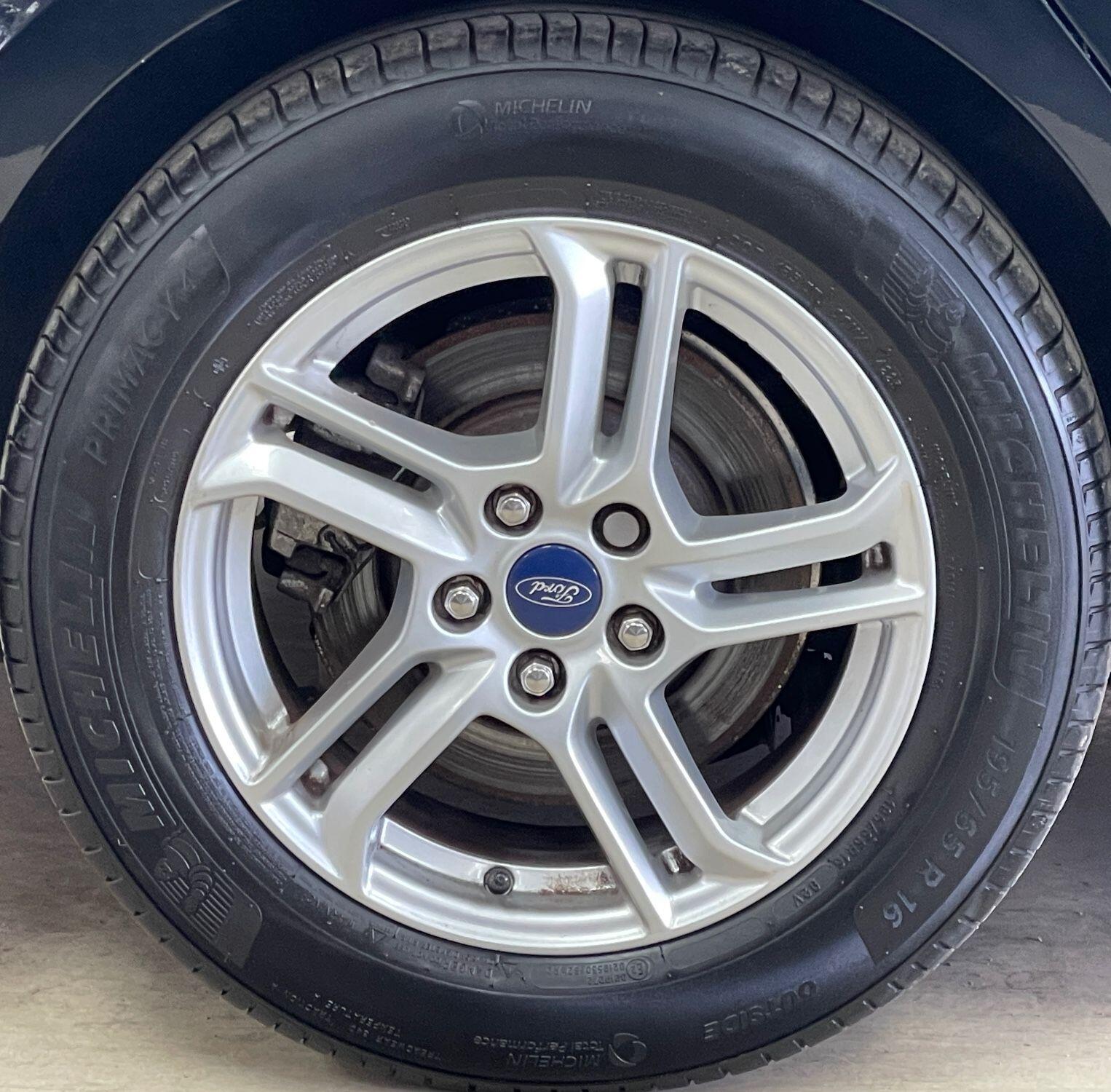 Ford Focus Diesel Estate - Image 15