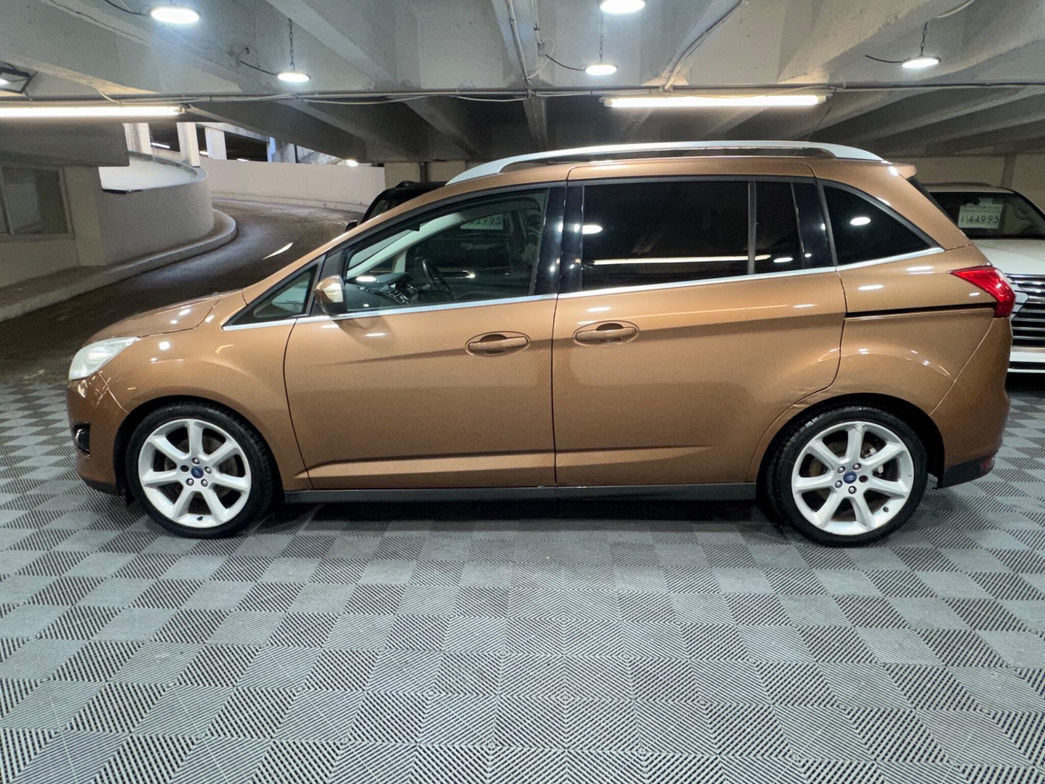 Ford Grand C-MAX - Image 2