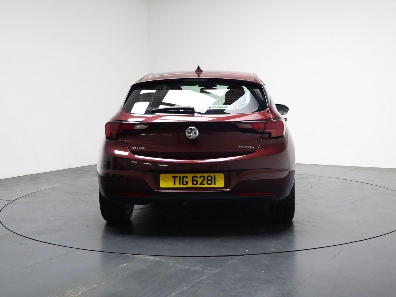 Vauxhall Astra - Image 11
