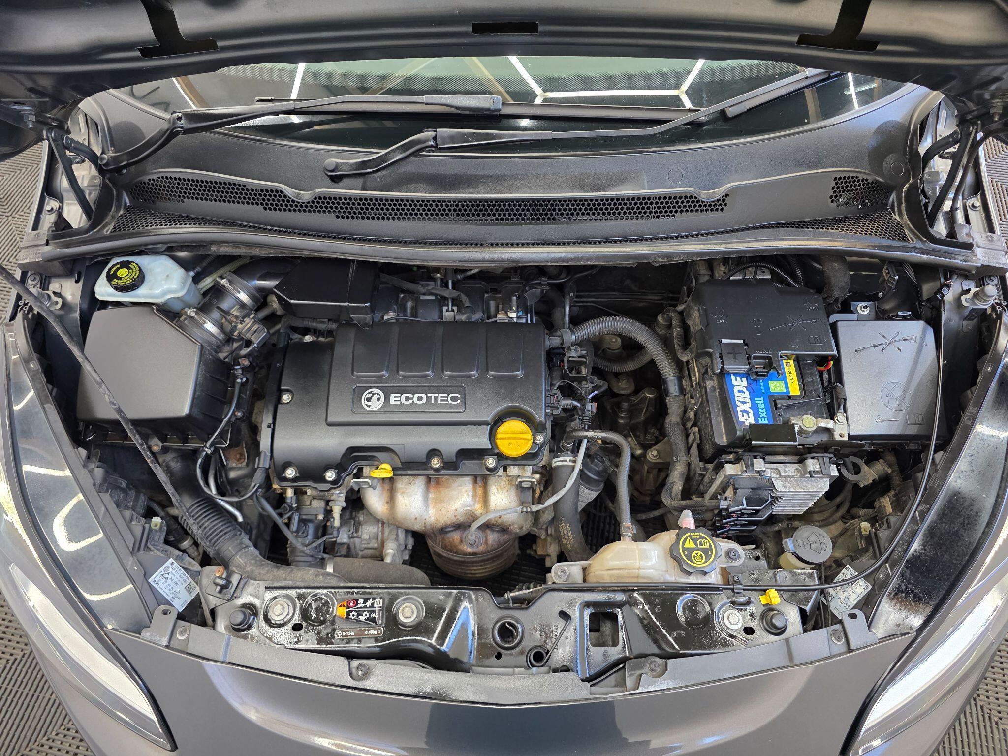 Vauxhall Corsa - Image 13