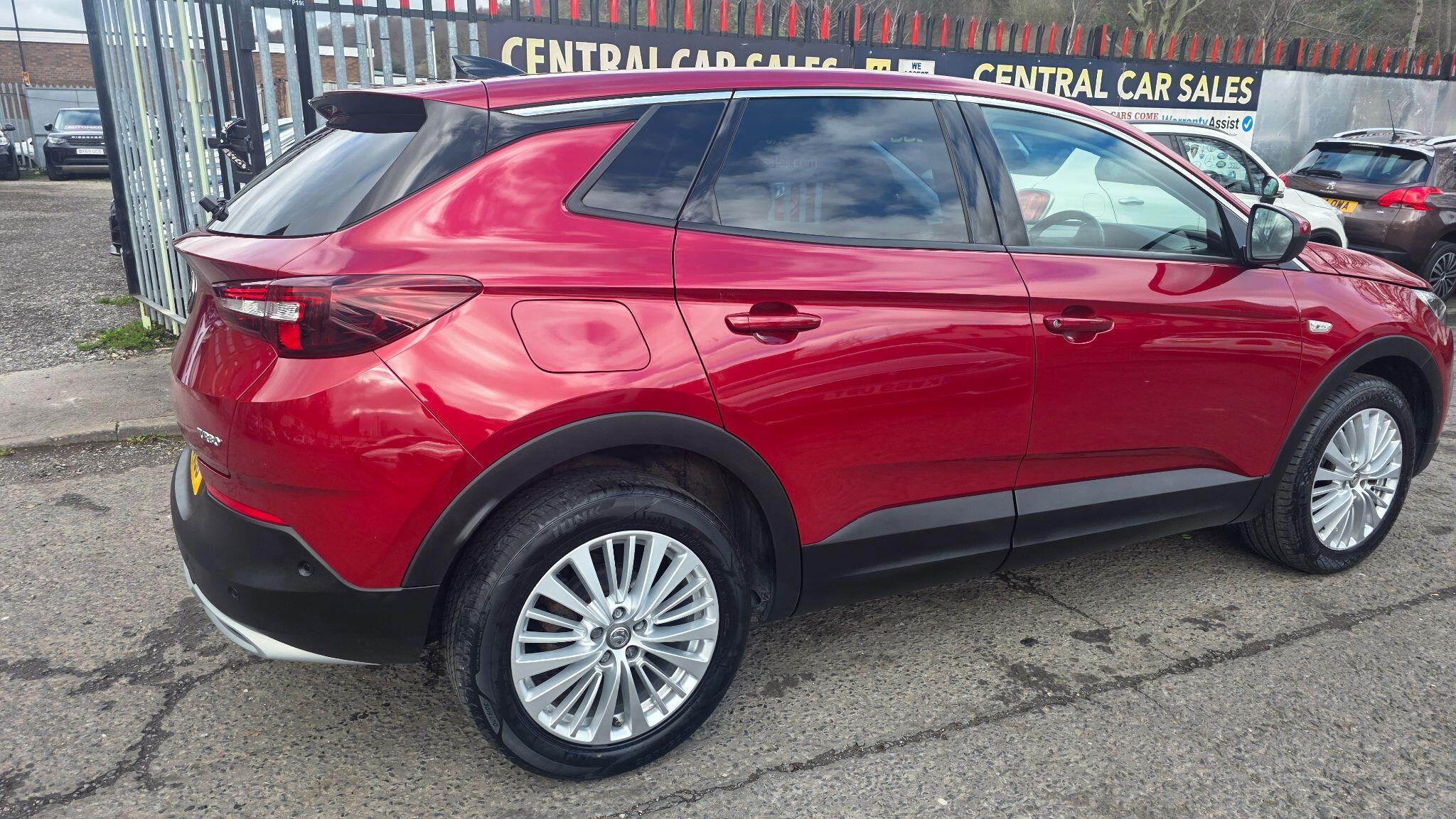 Vauxhall Grandland X - Image 9