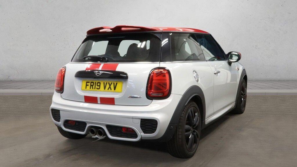 MINI Hatch - Image 7