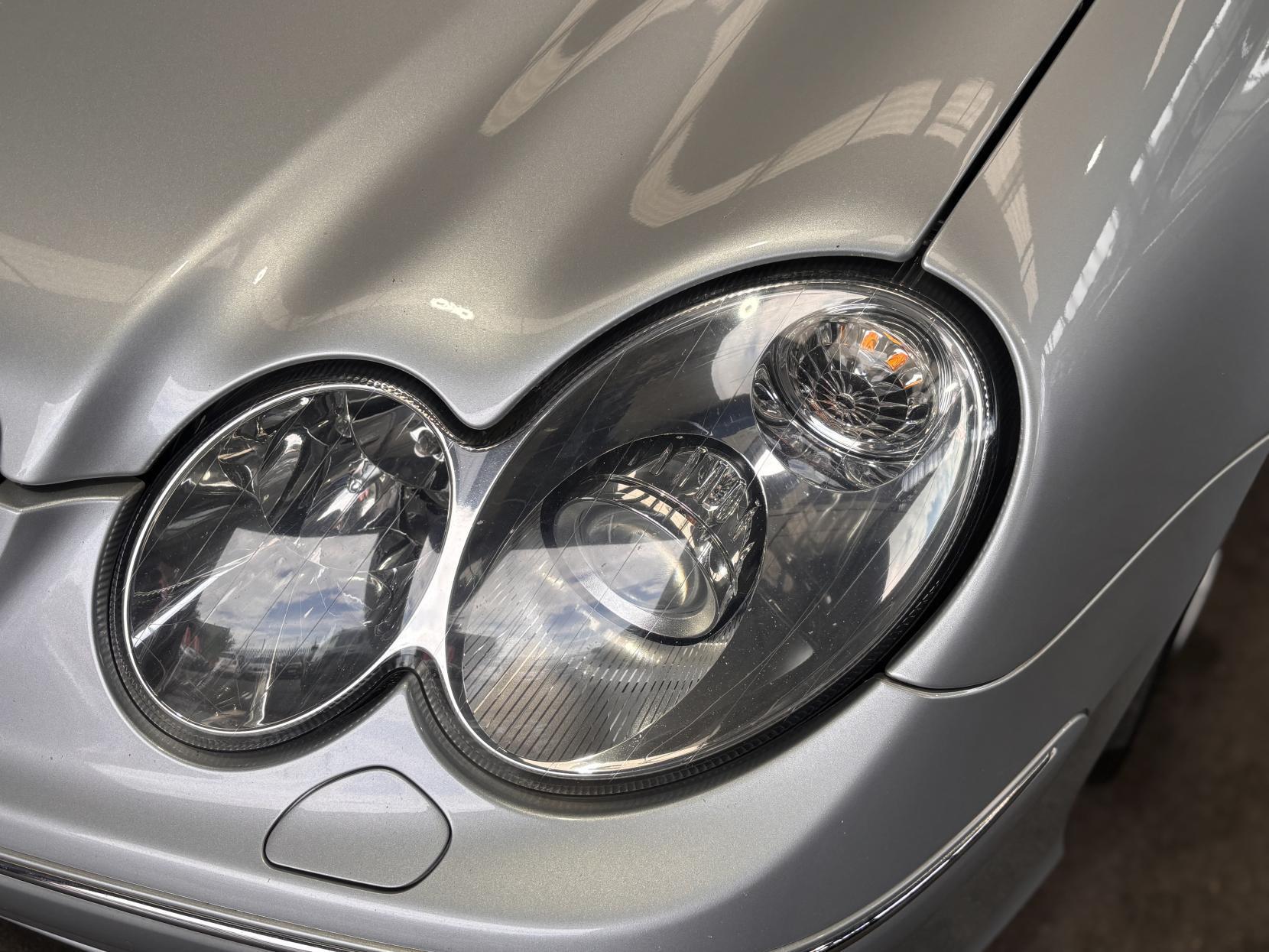 Mercedes CLK - Image 14