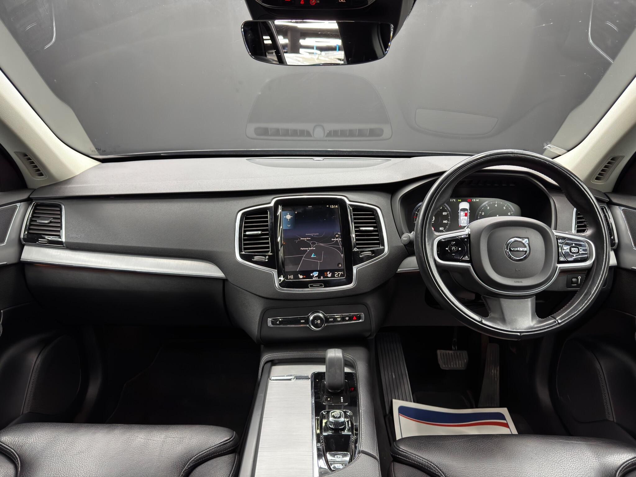 Volvo XC90 - Image 10