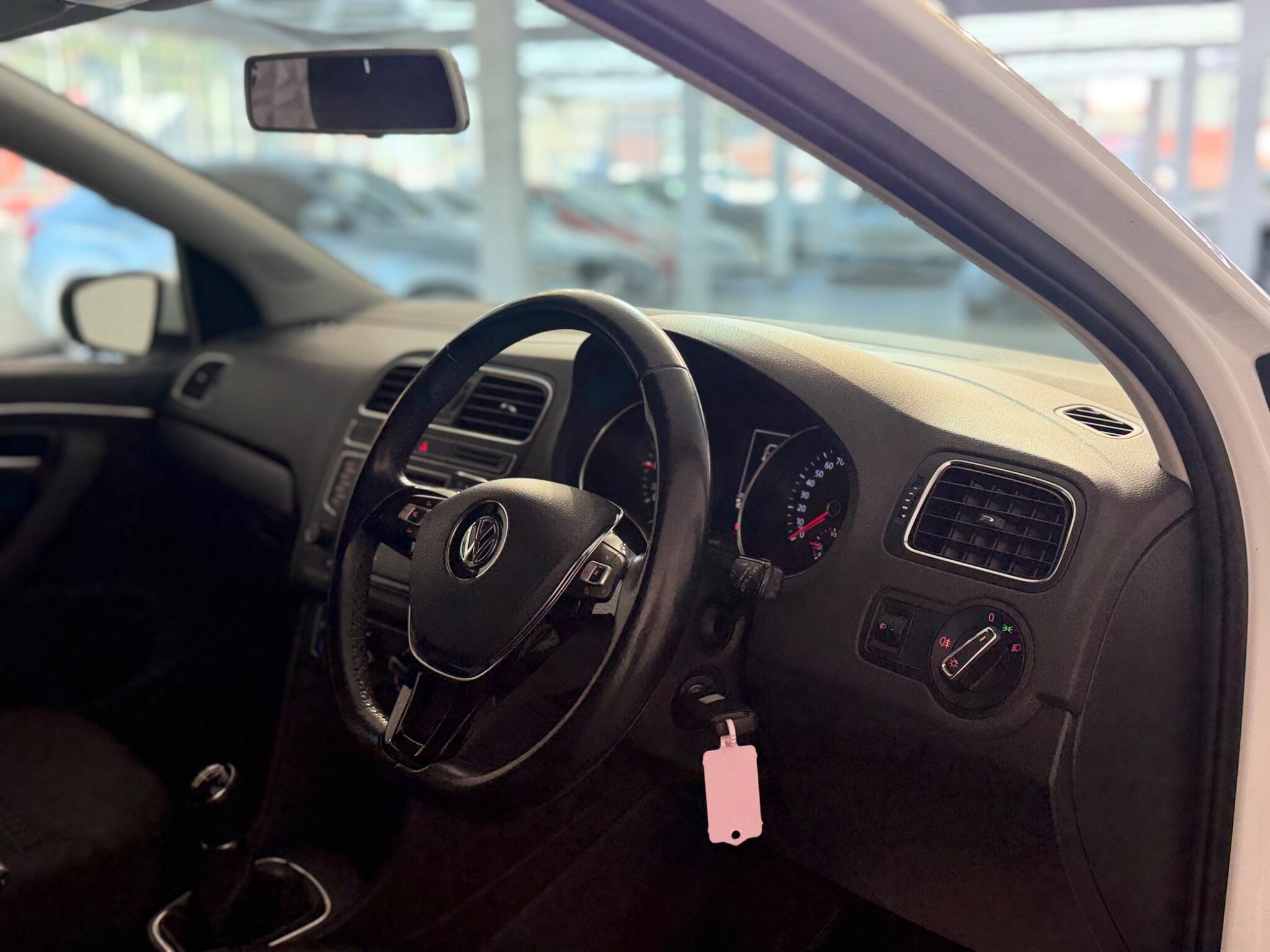 Volkswagen Polo - Image 15