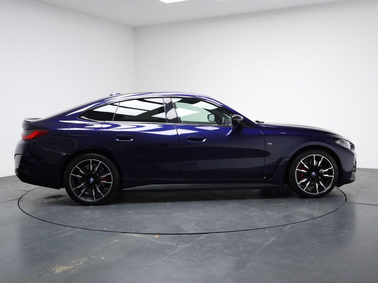 BMW I4 - Image 13