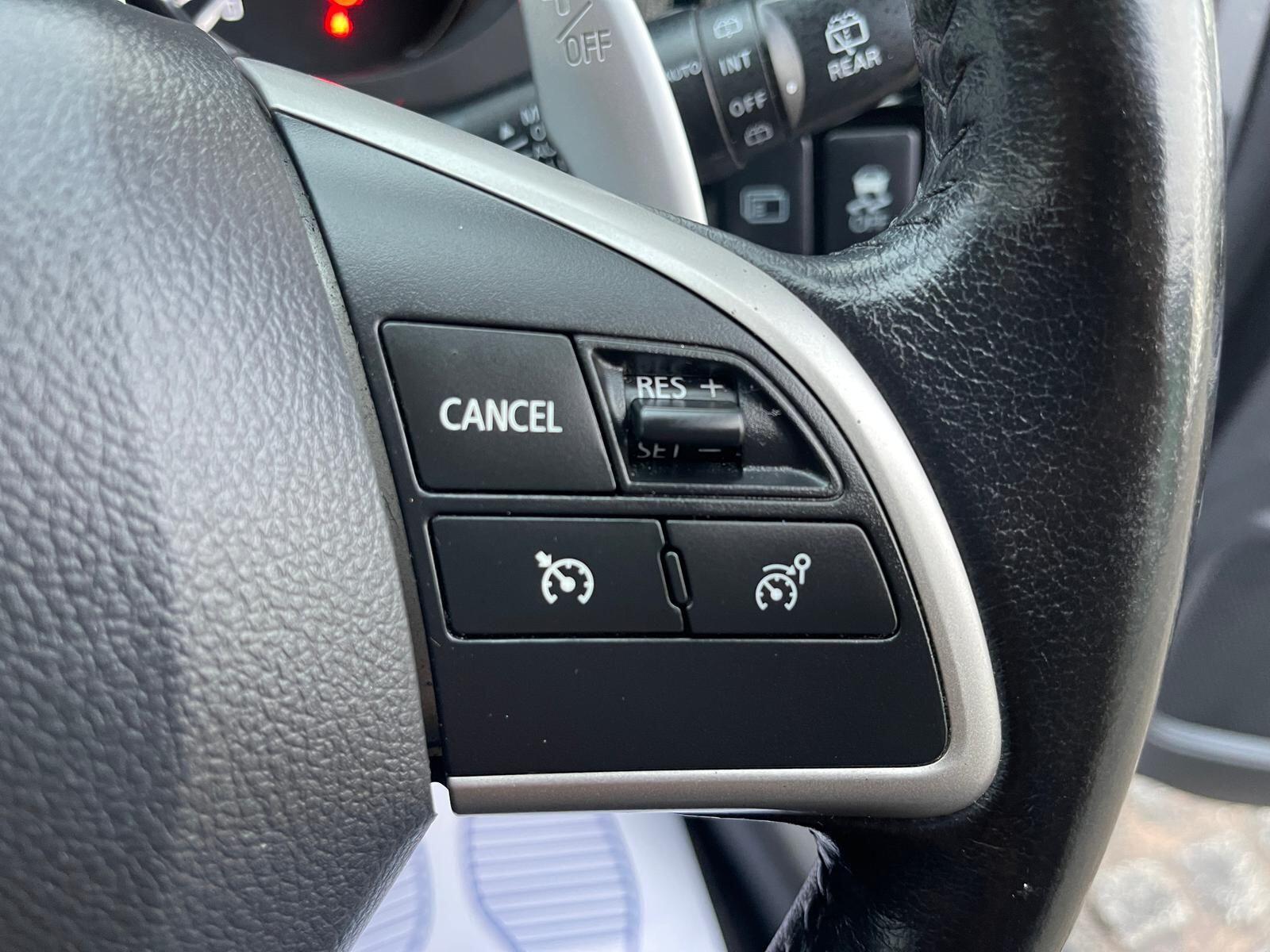 Mitsubishi Outlander - Image 31