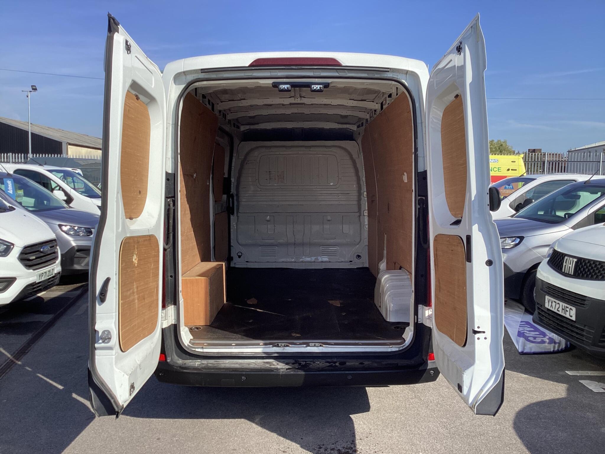 Maxus Deliver 9 - Image 17
