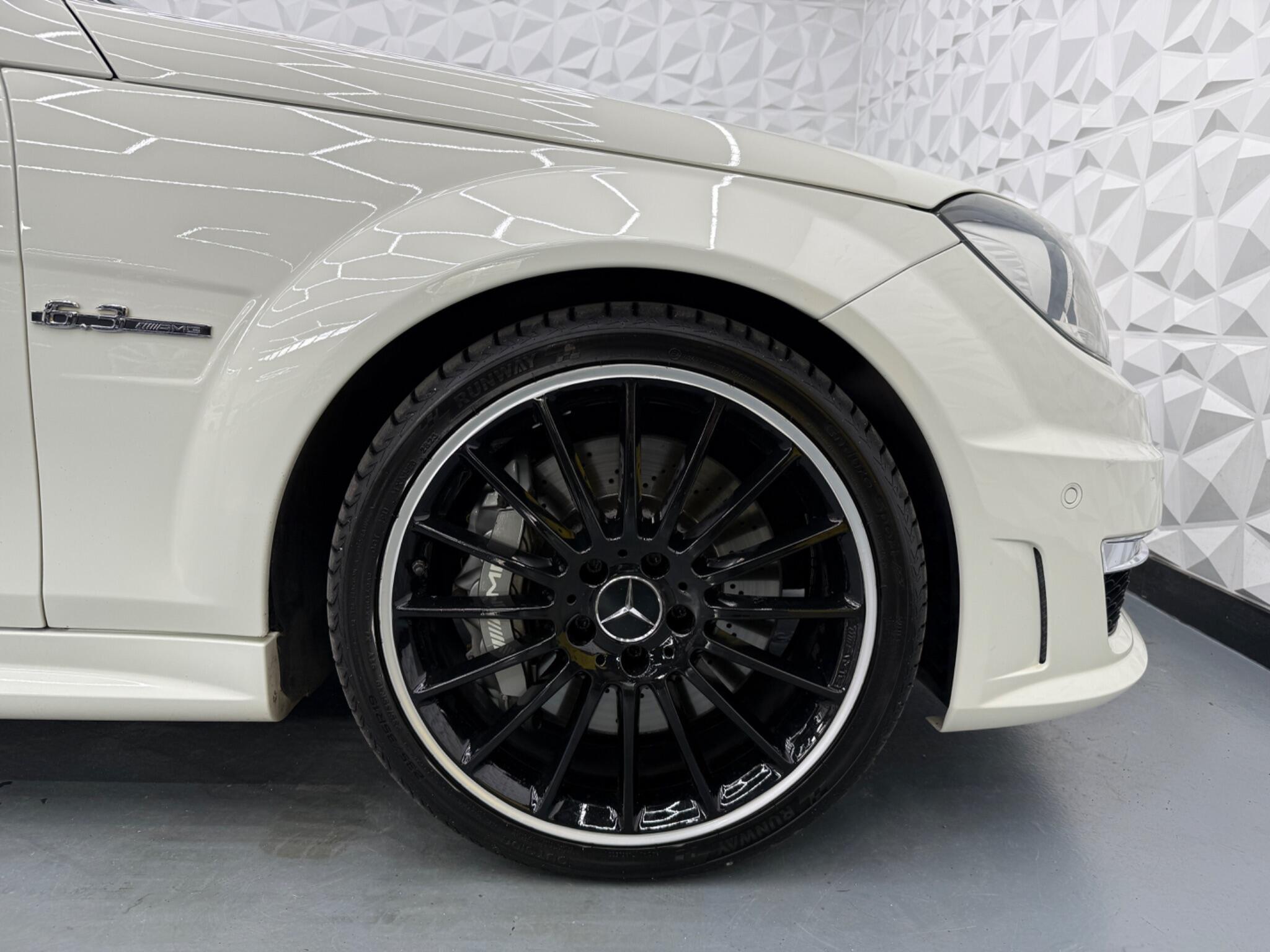 Mercedes C Class - Image 19