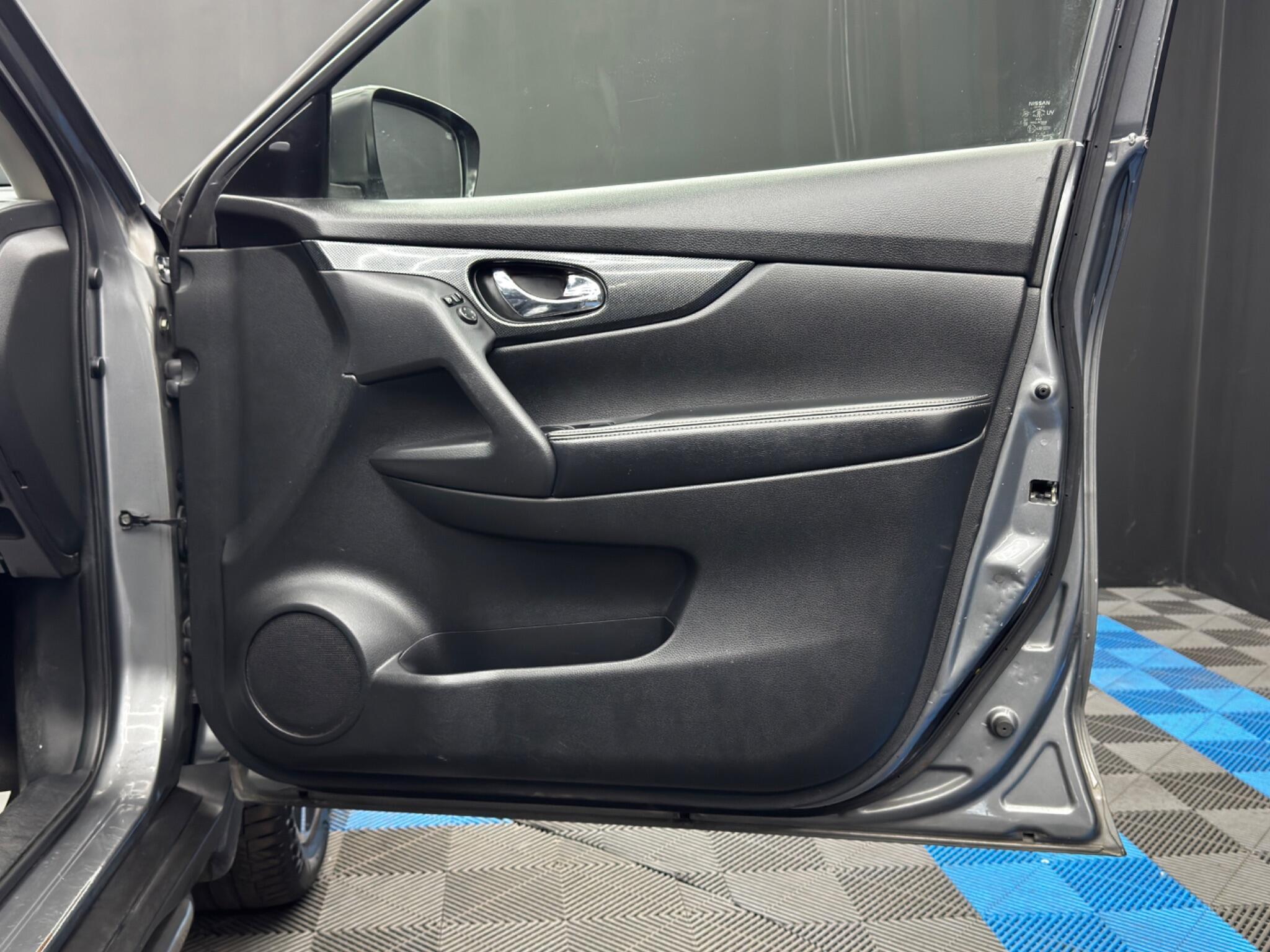 Nissan X-Trail - Image 38